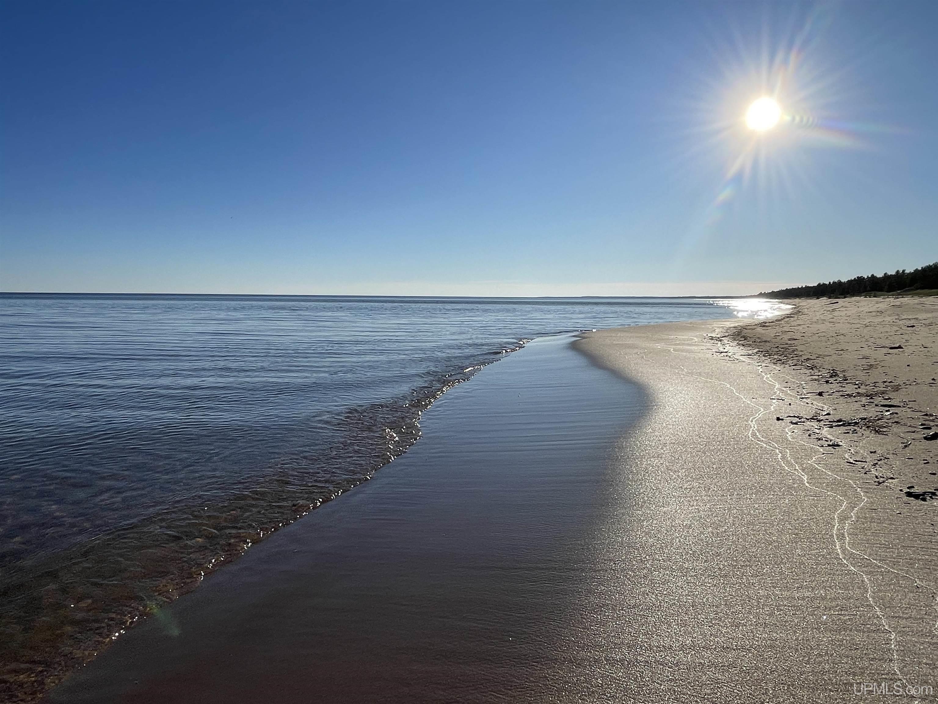 963 FF Top O' The Lake Road, Gulliver, MI, 49840