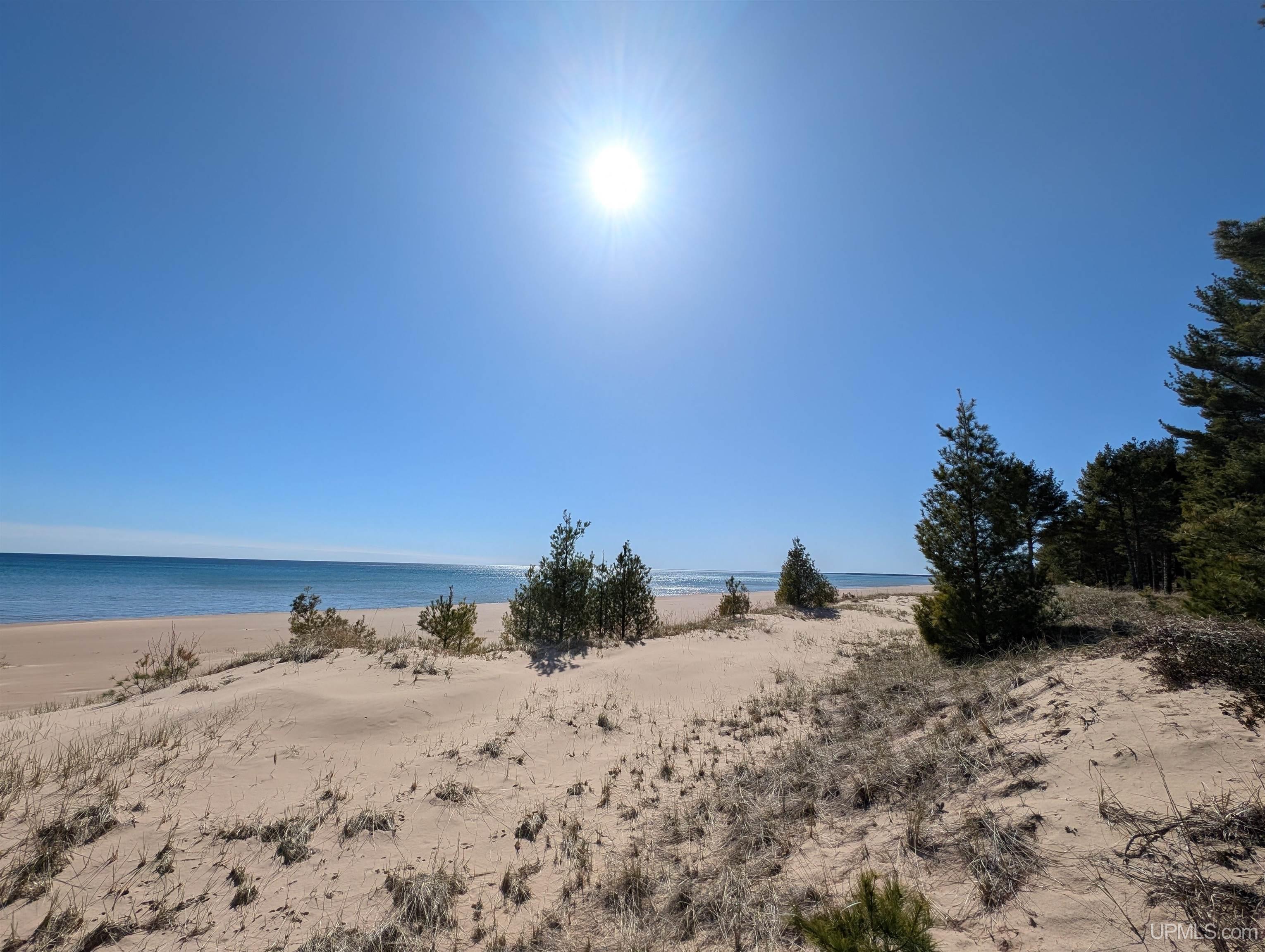 963 FF Top O' The Lake Road, Gulliver, MI, 49840