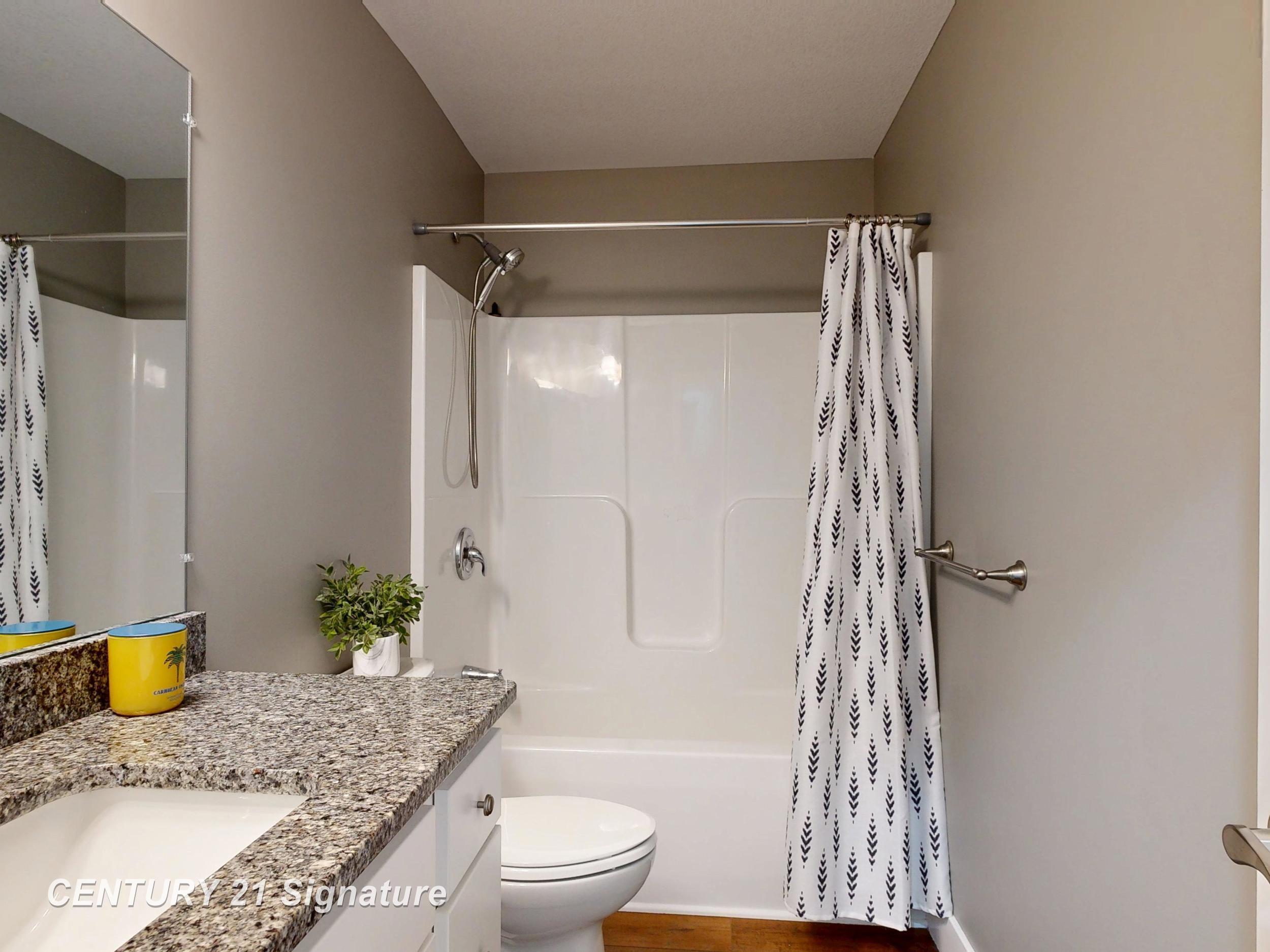 2193 N Ryan Court, Bay City, MI, 48706