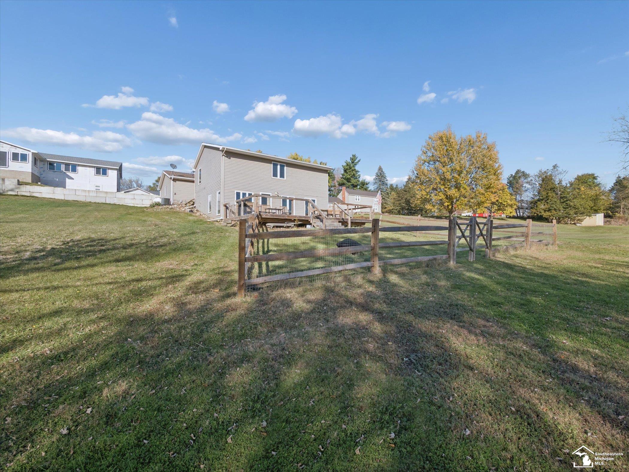 7302 N Lakeview Drive photo 38
