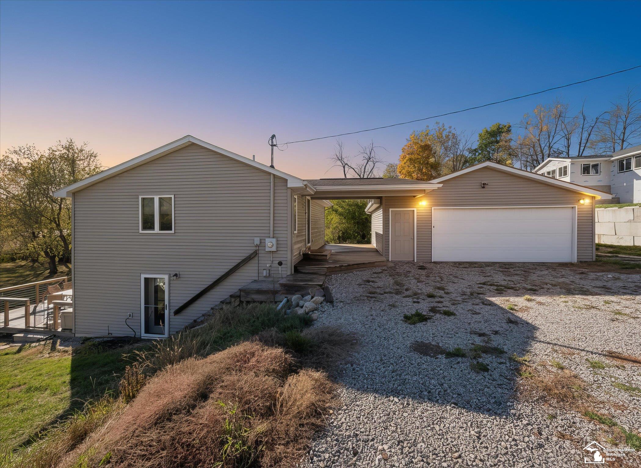 7302 N Lakeview Drive photo 45