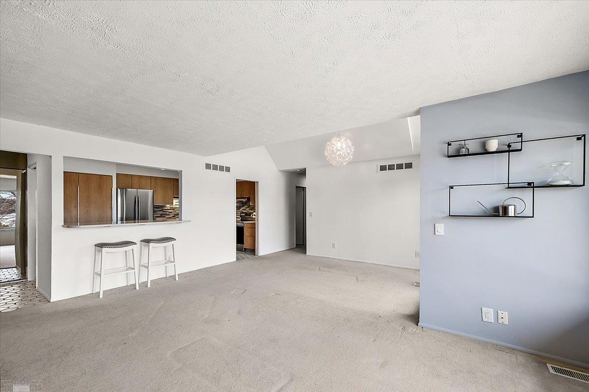  UNIT 88, Bloomfield Hills, MI, 48302