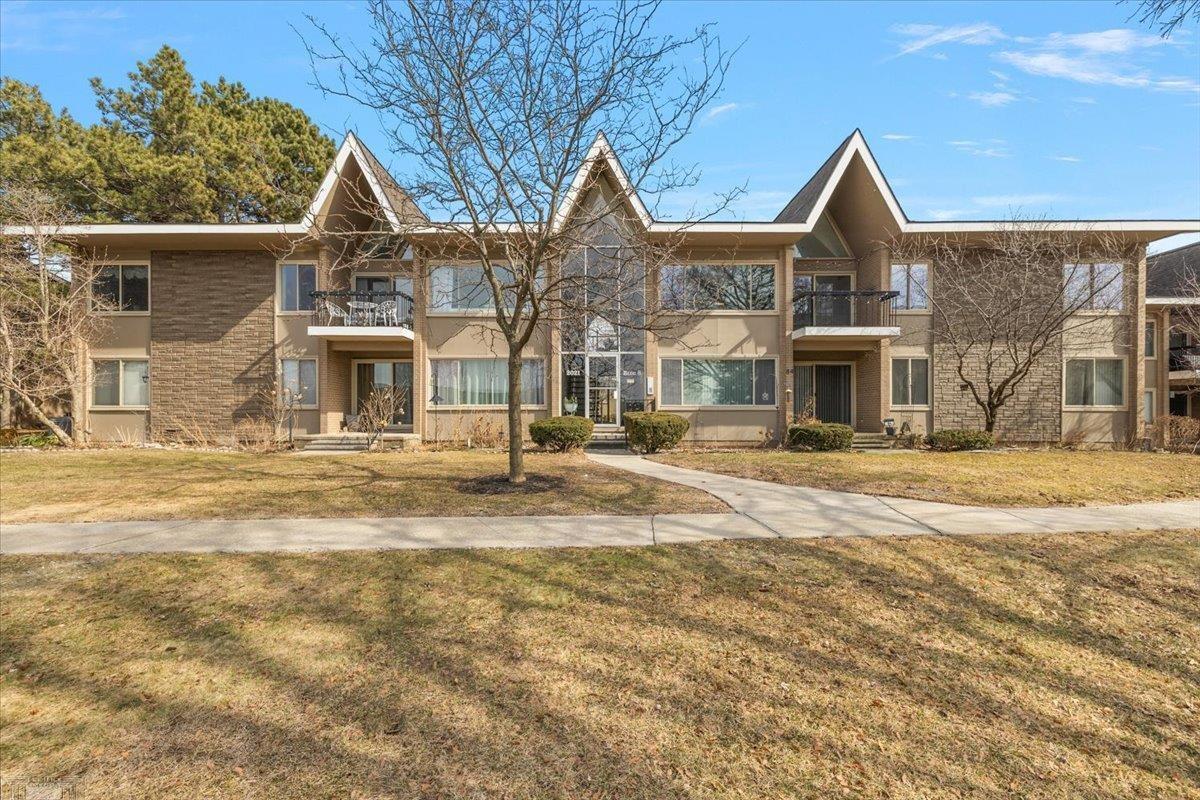  UNIT 88, Bloomfield Hills, MI, 48302
