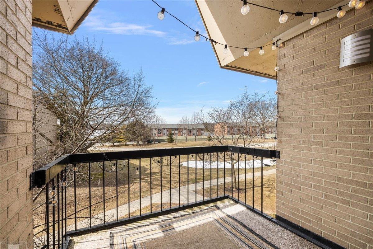  UNIT 88, Bloomfield Hills, MI, 48302