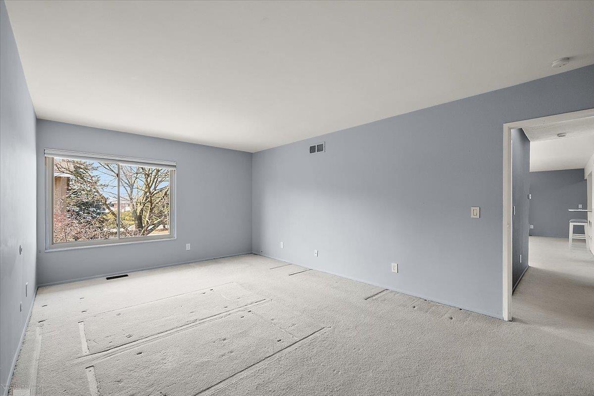  UNIT 88, Bloomfield Hills, MI, 48302