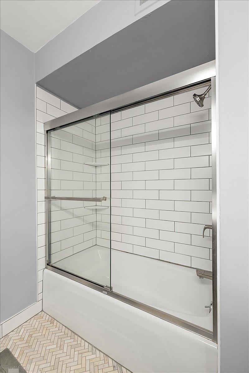  UNIT 88, Bloomfield Hills, MI, 48302