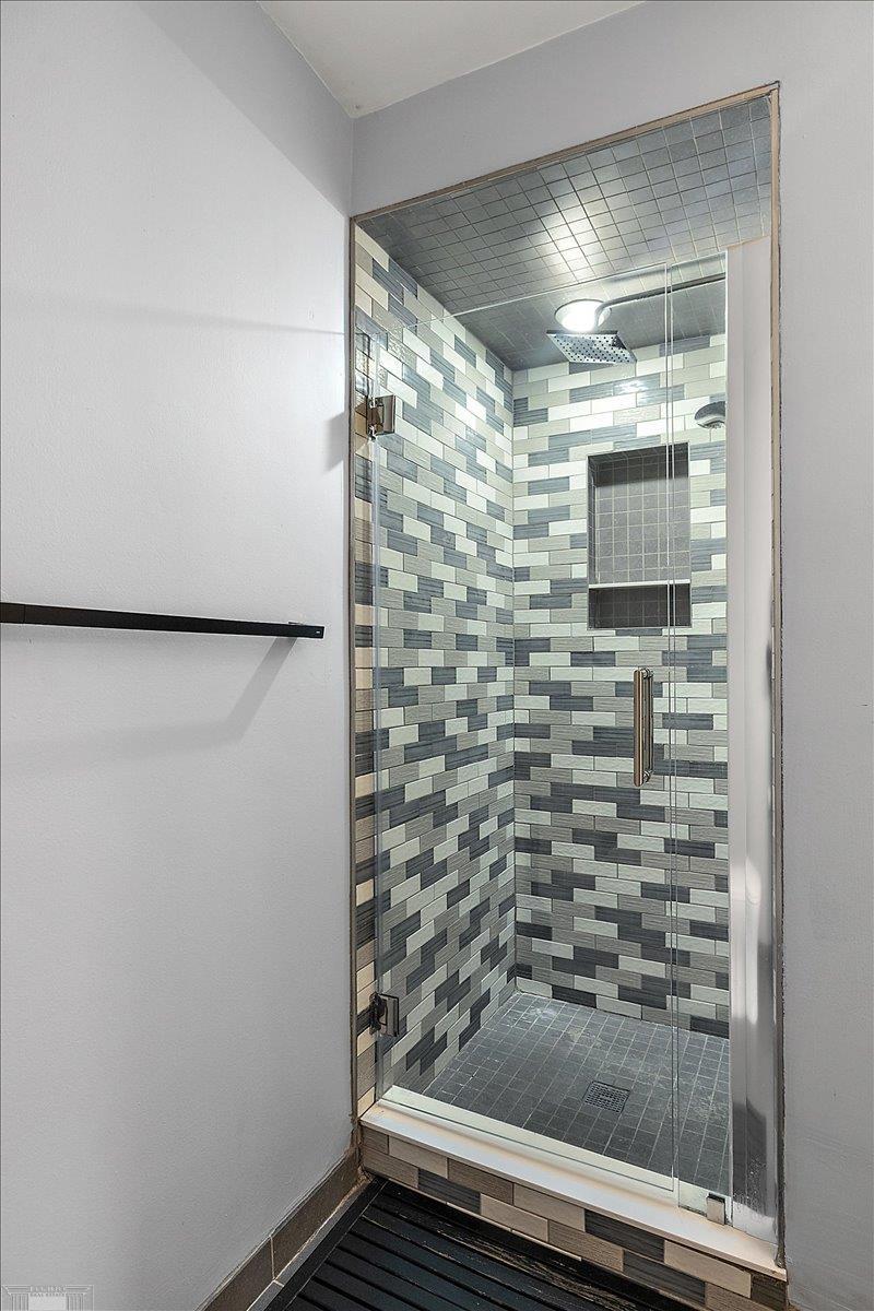  UNIT 88, Bloomfield Hills, MI, 48302