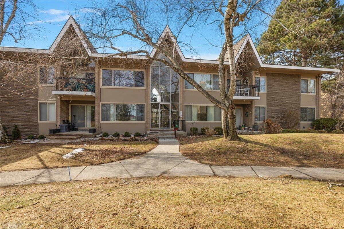  UNIT 88, Bloomfield Hills, MI, 48302