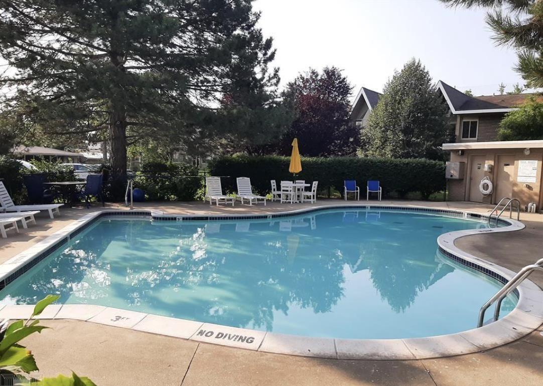  UNIT 88, Bloomfield Hills, MI, 48302