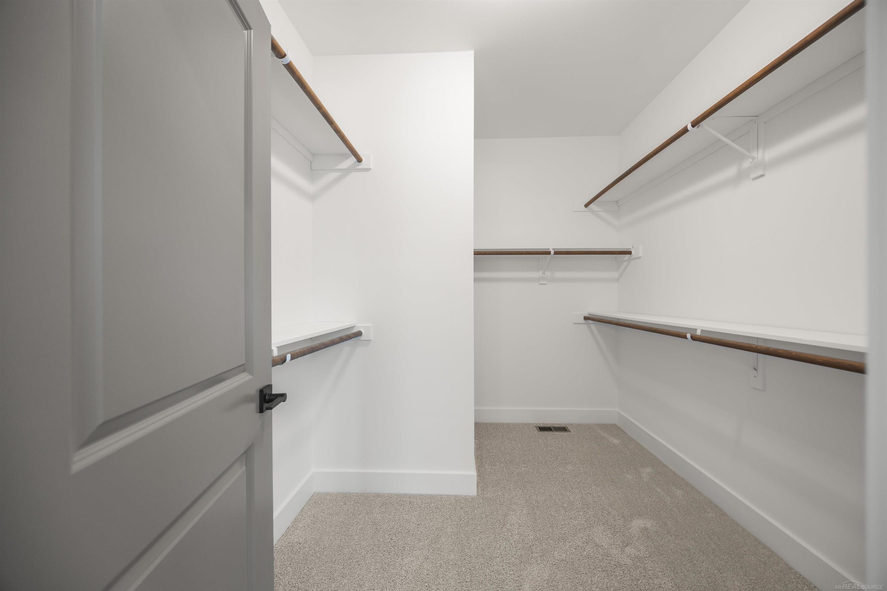 49033 Wingfield Drive, Macomb, MI, 48044