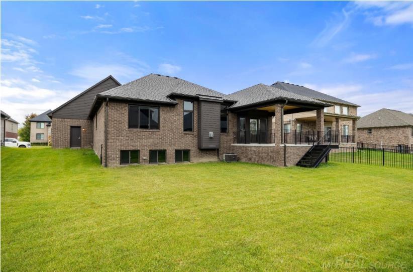 49033 Wingfield Drive, Macomb, MI, 48044