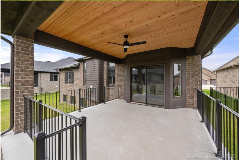 49033 Wingfield Drive, Macomb, MI, 48044