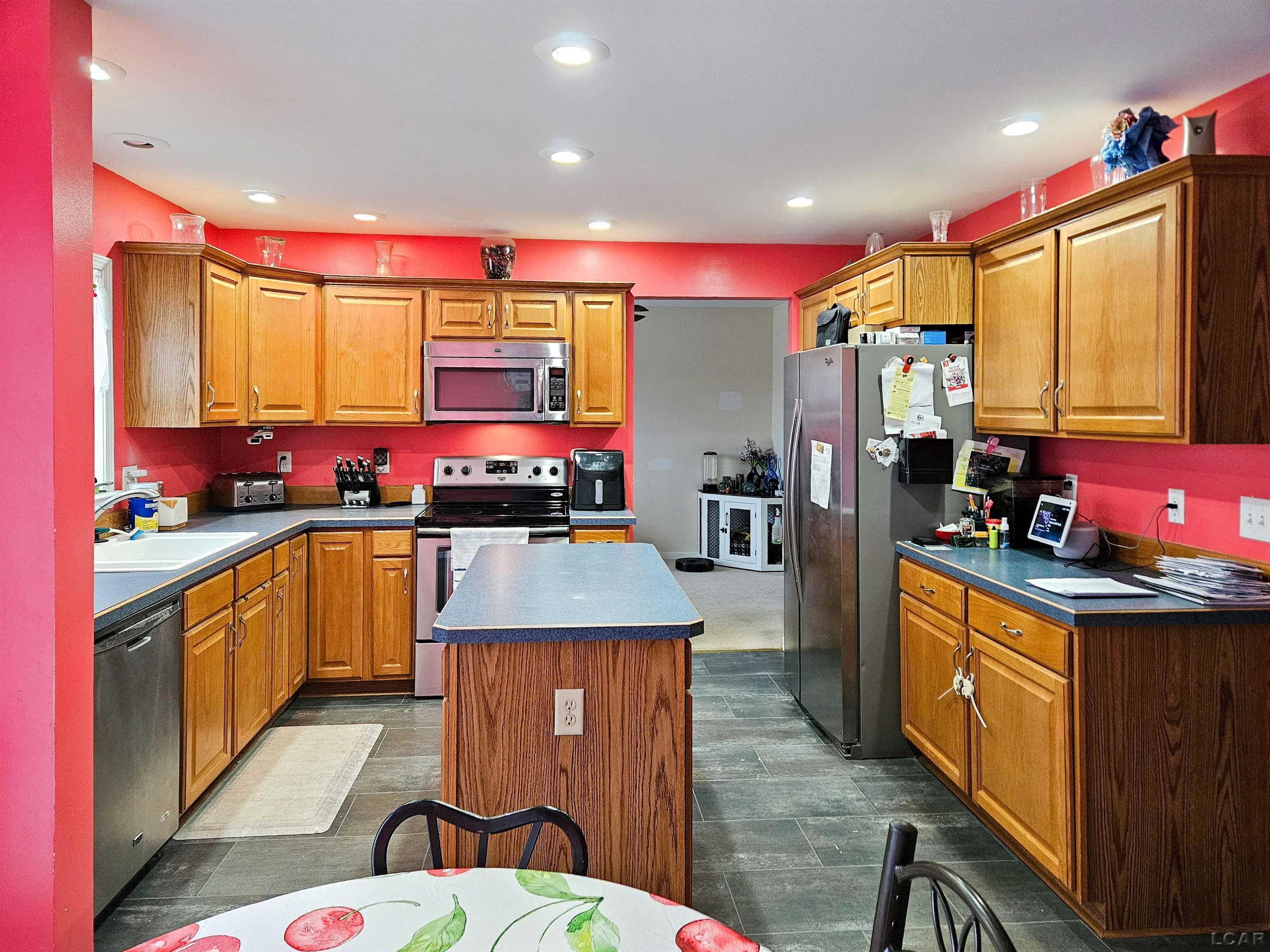 560 State Street, Hudson, MI, 49247