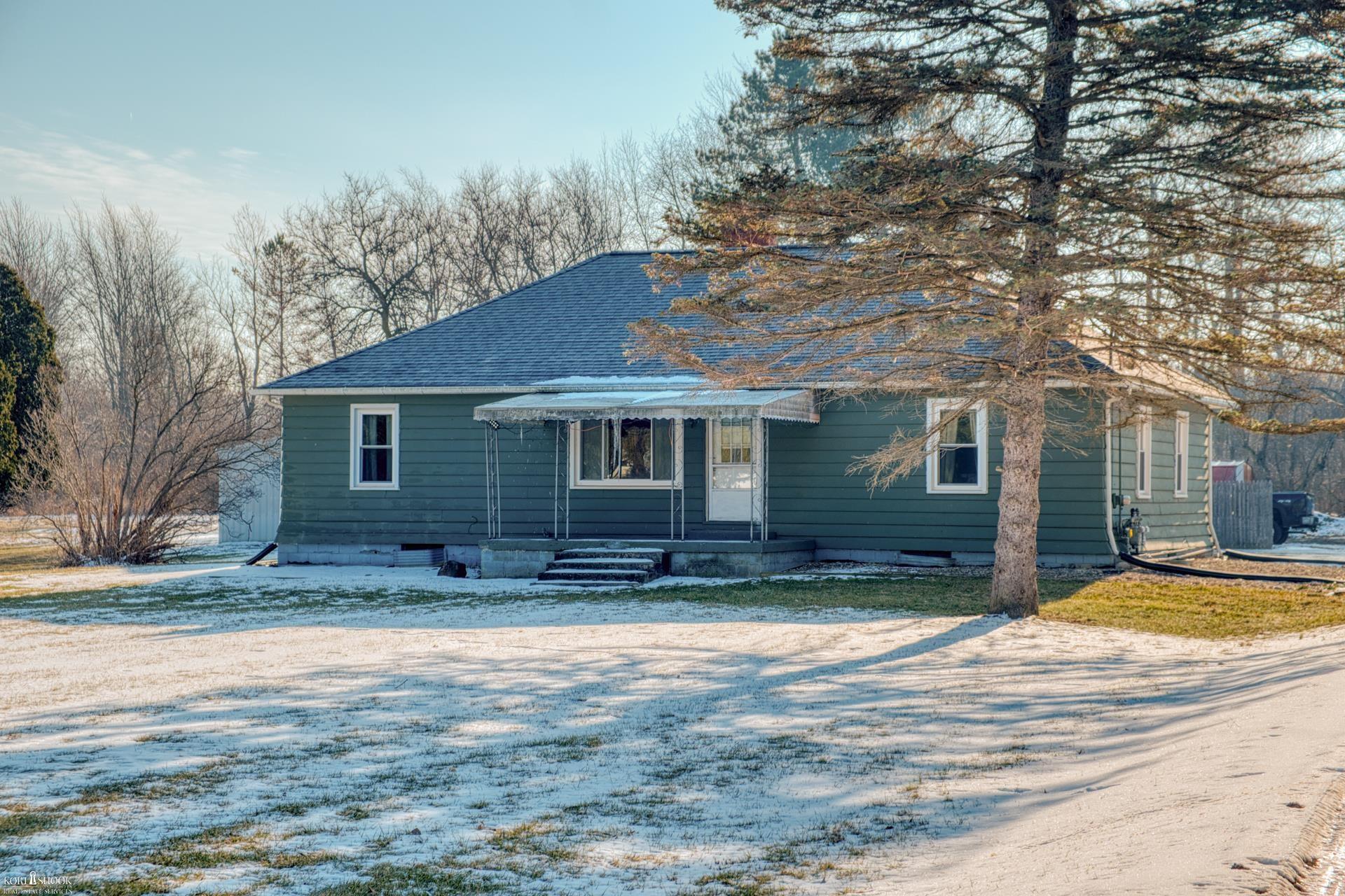 1585 S M-52 Road, Owosso, MI, 48867