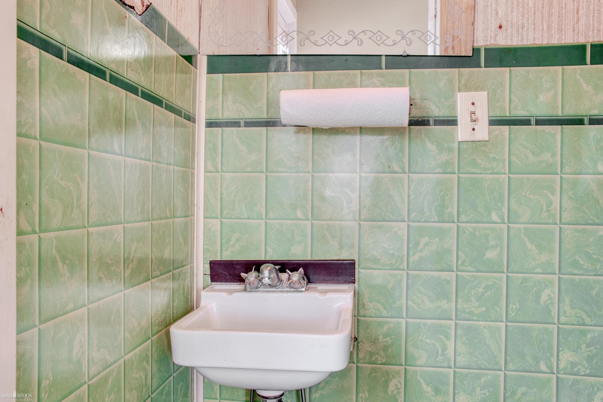 1585 S M-52 Road, Owosso, MI, 48867