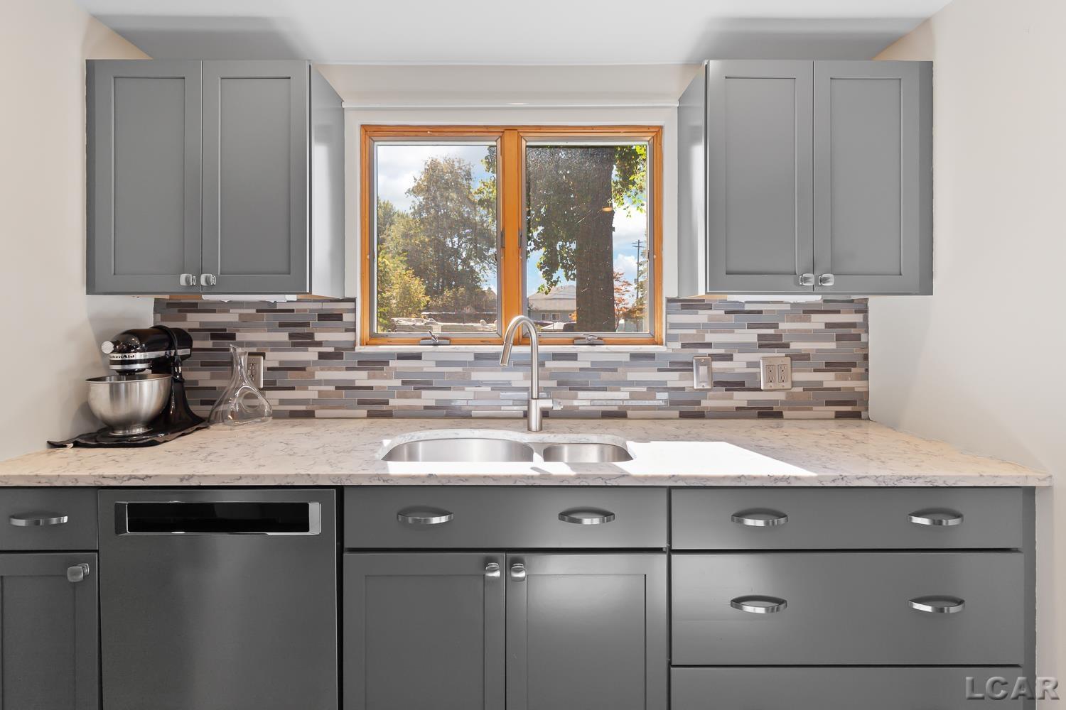 3129 Oakshade Drive, Manitou Beach, MI, 49253