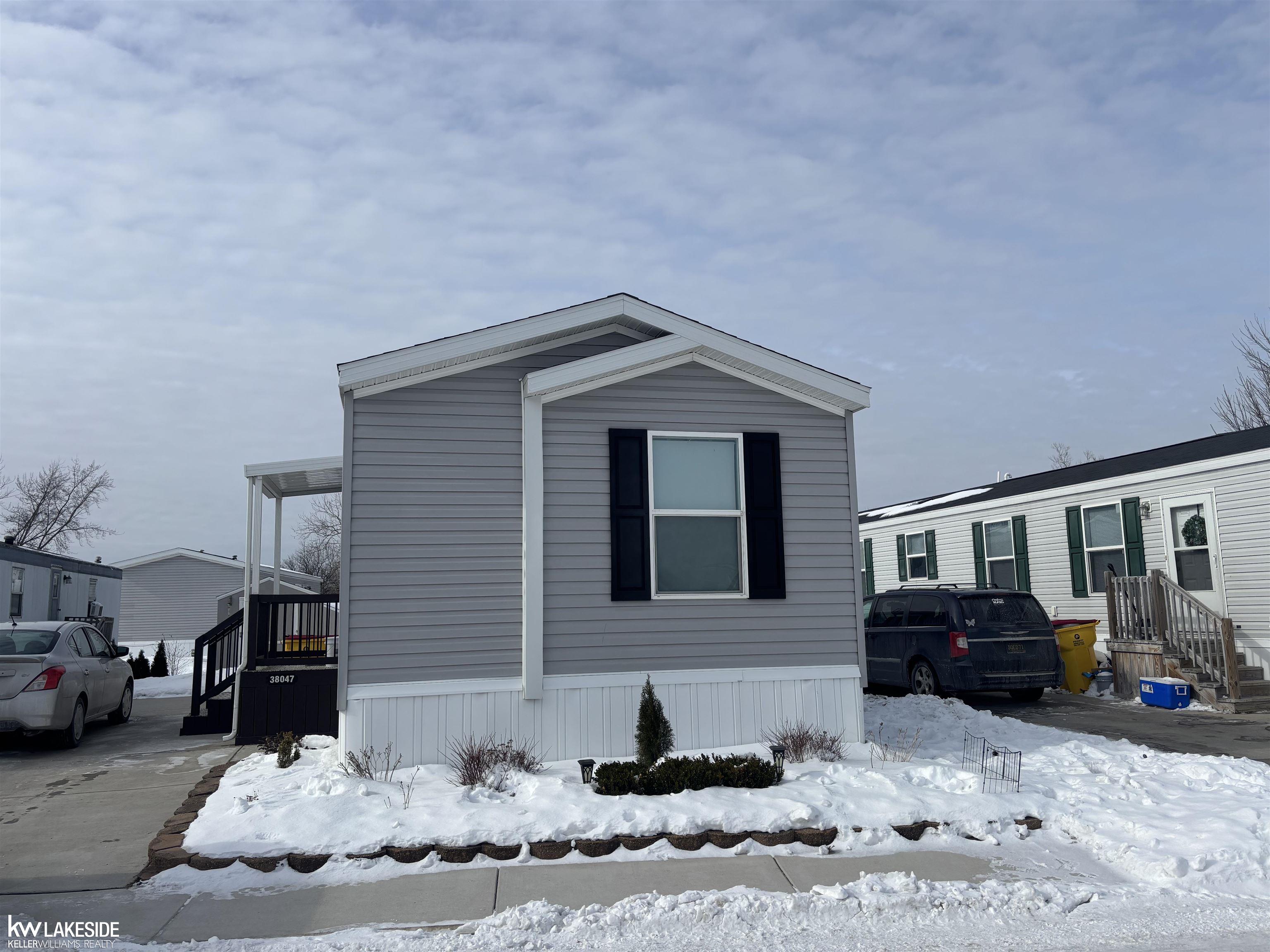 38047 Leverette Avenue, Clinton Township, MI, 48038