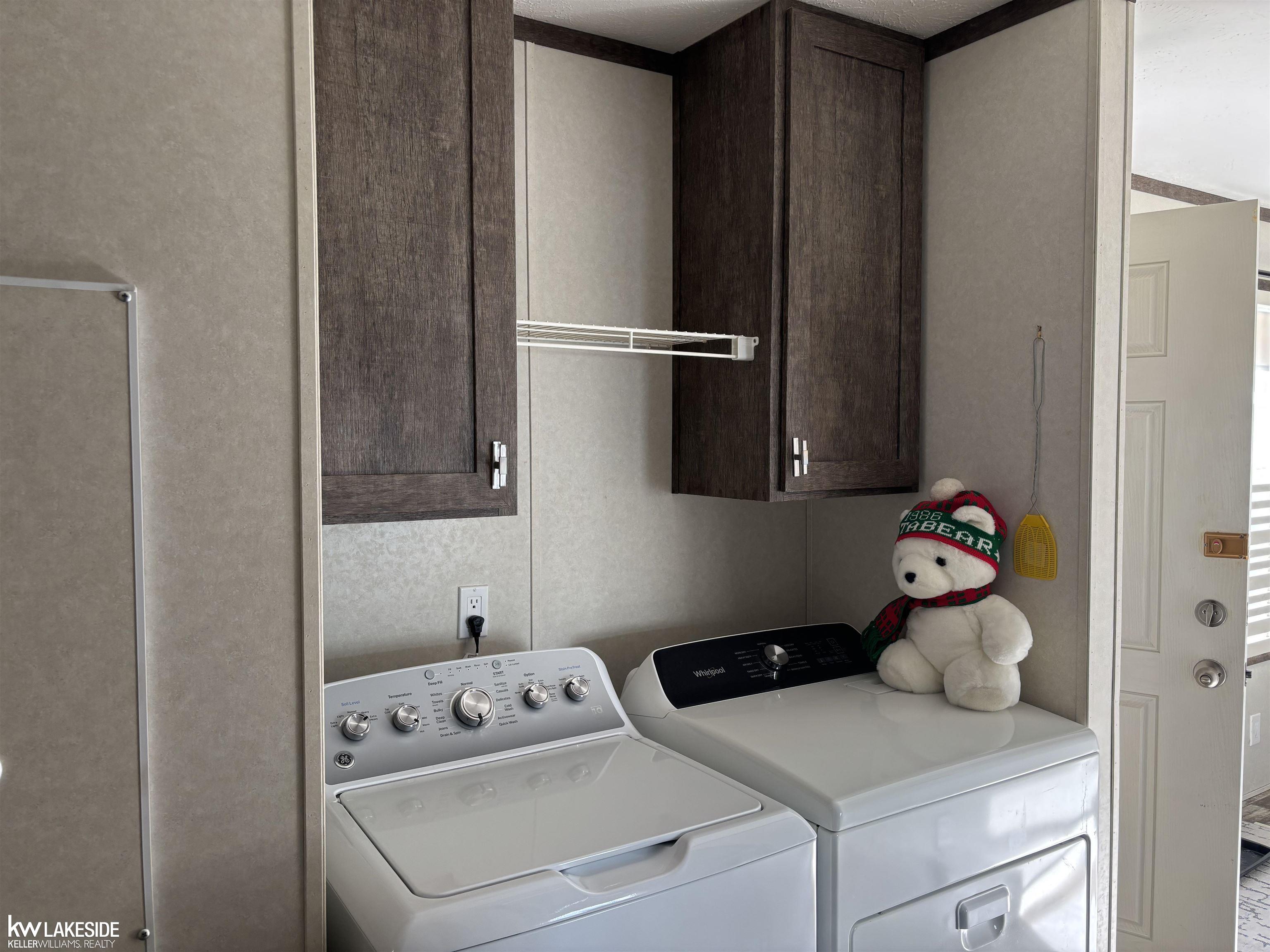 38047 Leverette Avenue, Clinton Township, MI, 48038