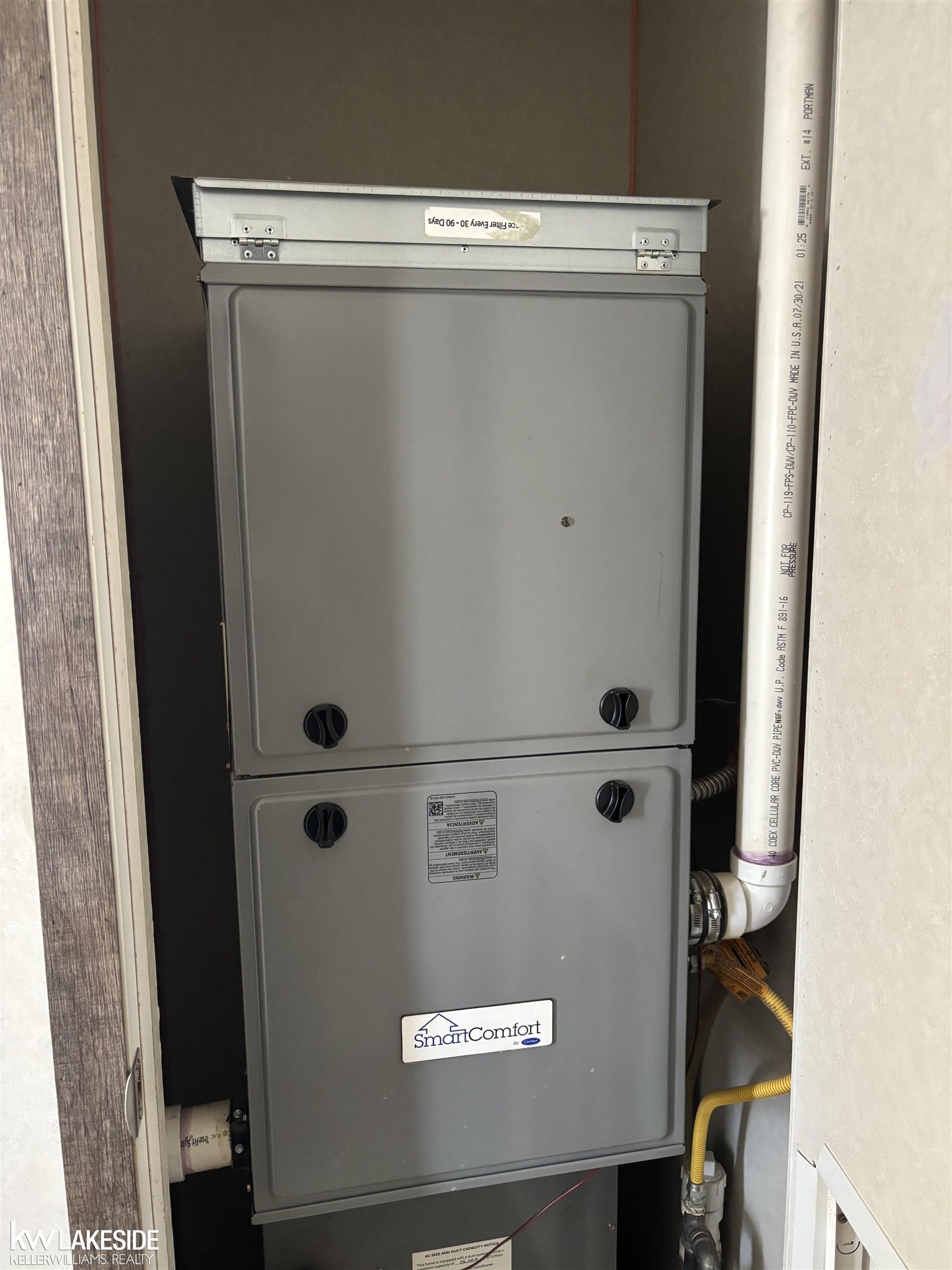 38047 Leverette Avenue, Clinton Township, MI, 48038