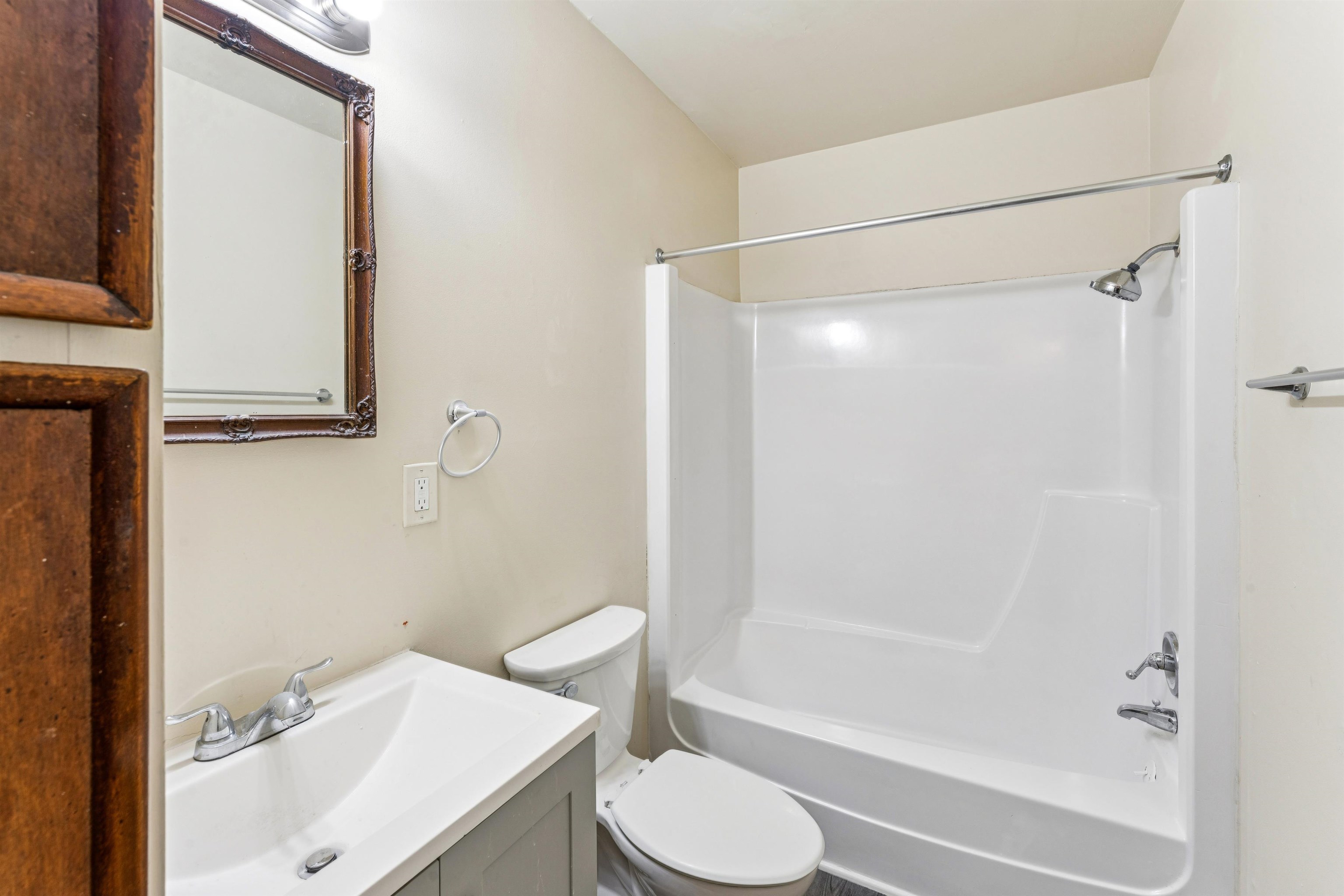 3817 Lippincott Apt 13 Boulevard photo 8