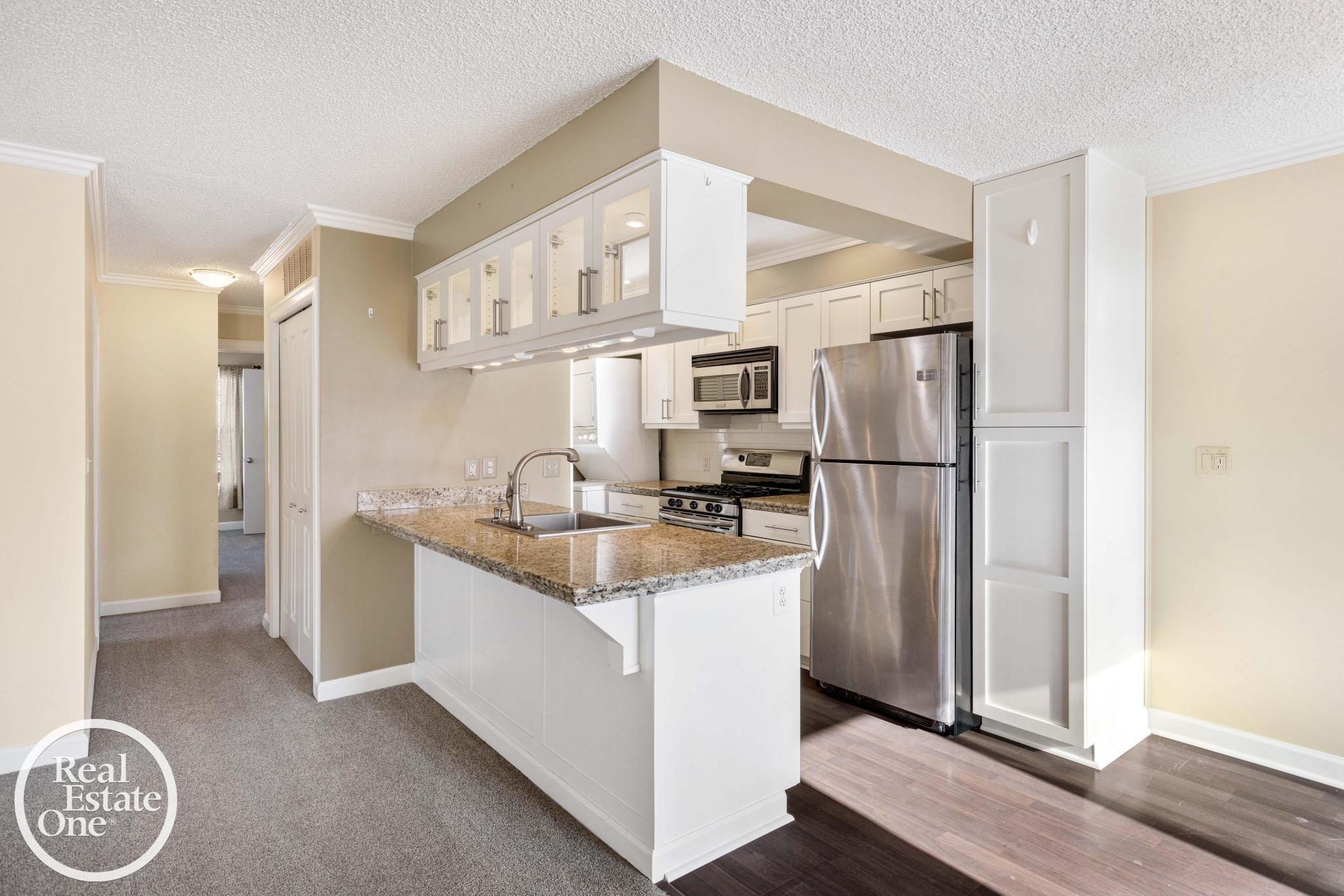  UNIT 4, Saint Clair Shores, MI, 48081