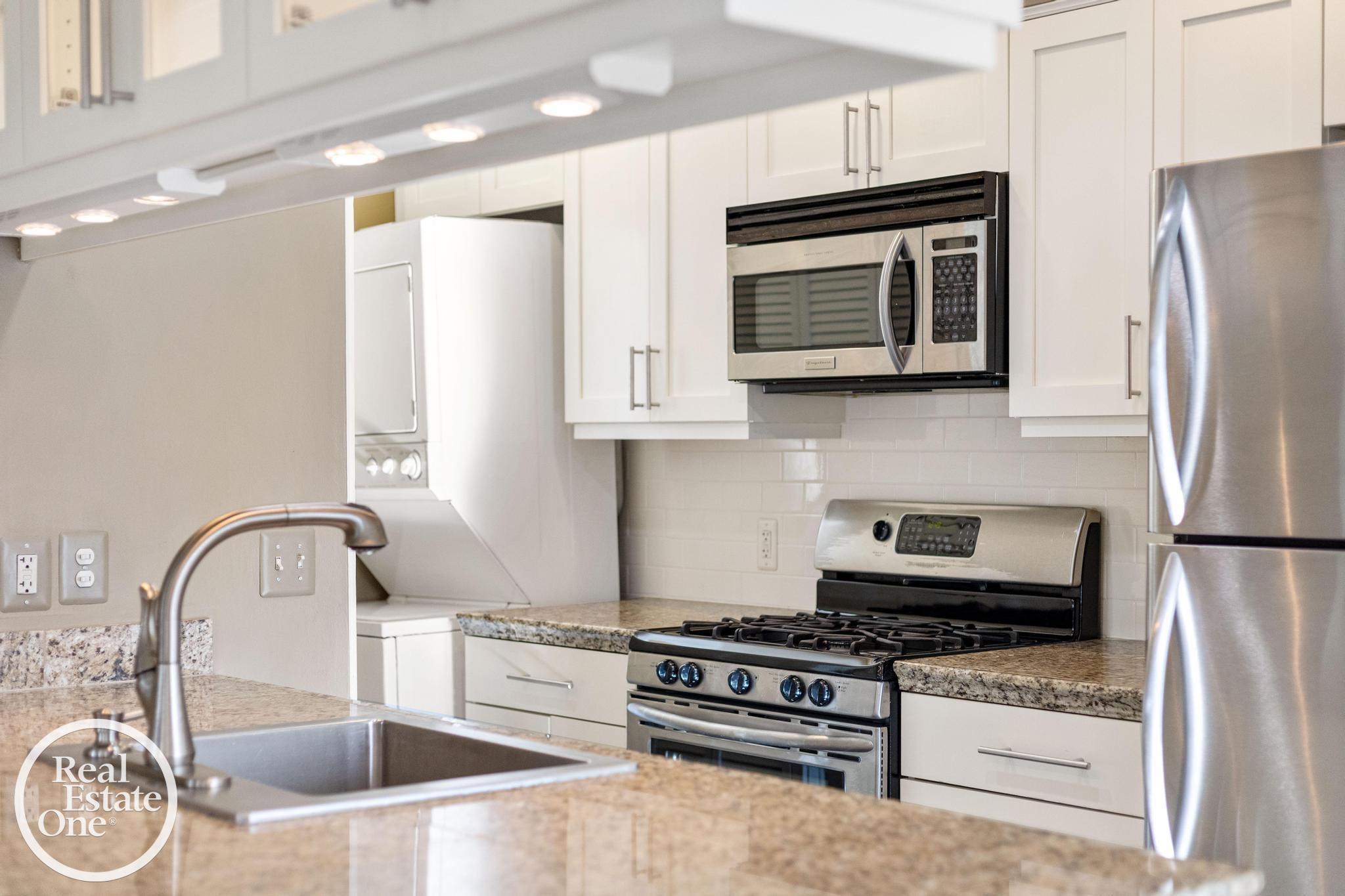  UNIT 4, Saint Clair Shores, MI, 48081