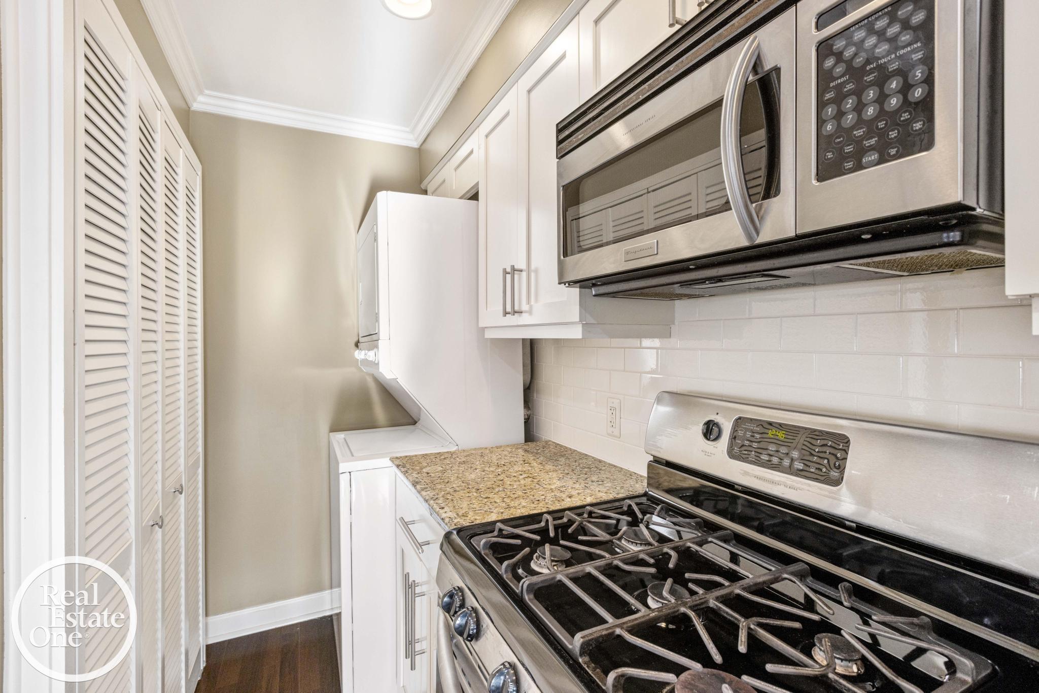  UNIT 4, Saint Clair Shores, MI, 48081