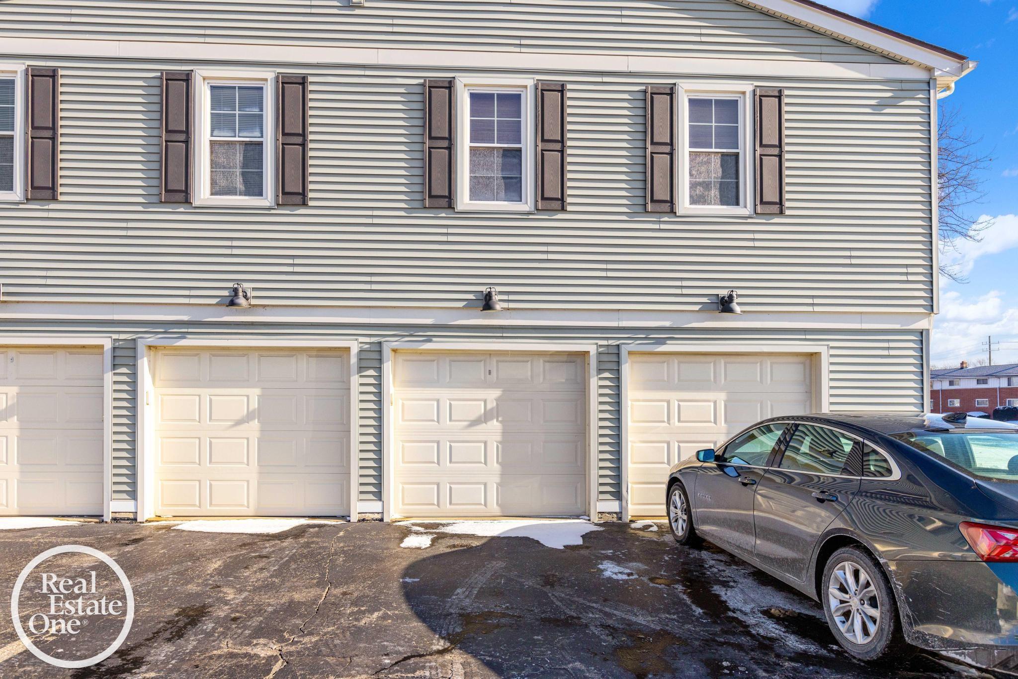  UNIT 4, Saint Clair Shores, MI, 48081