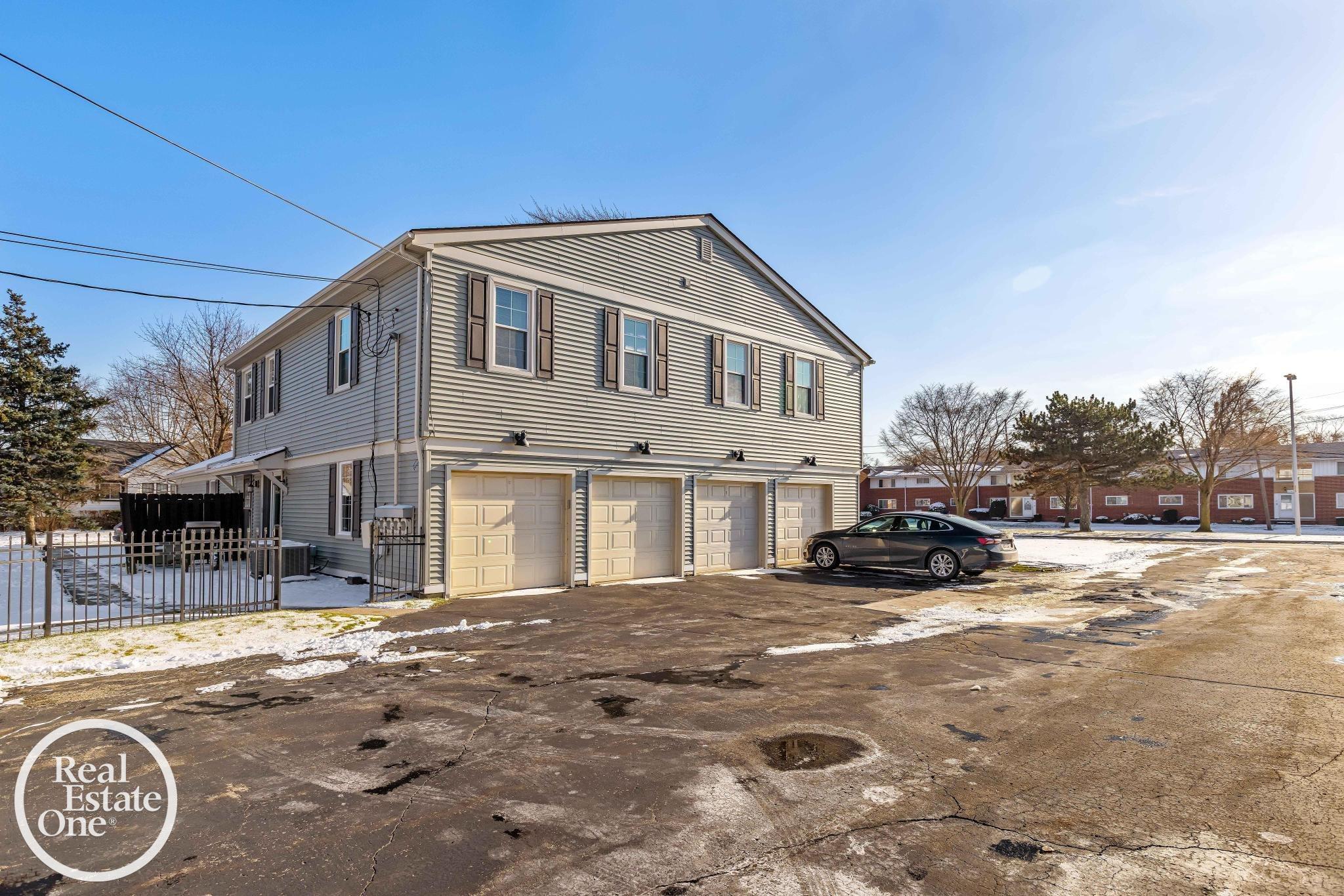  UNIT 4, Saint Clair Shores, MI, 48081