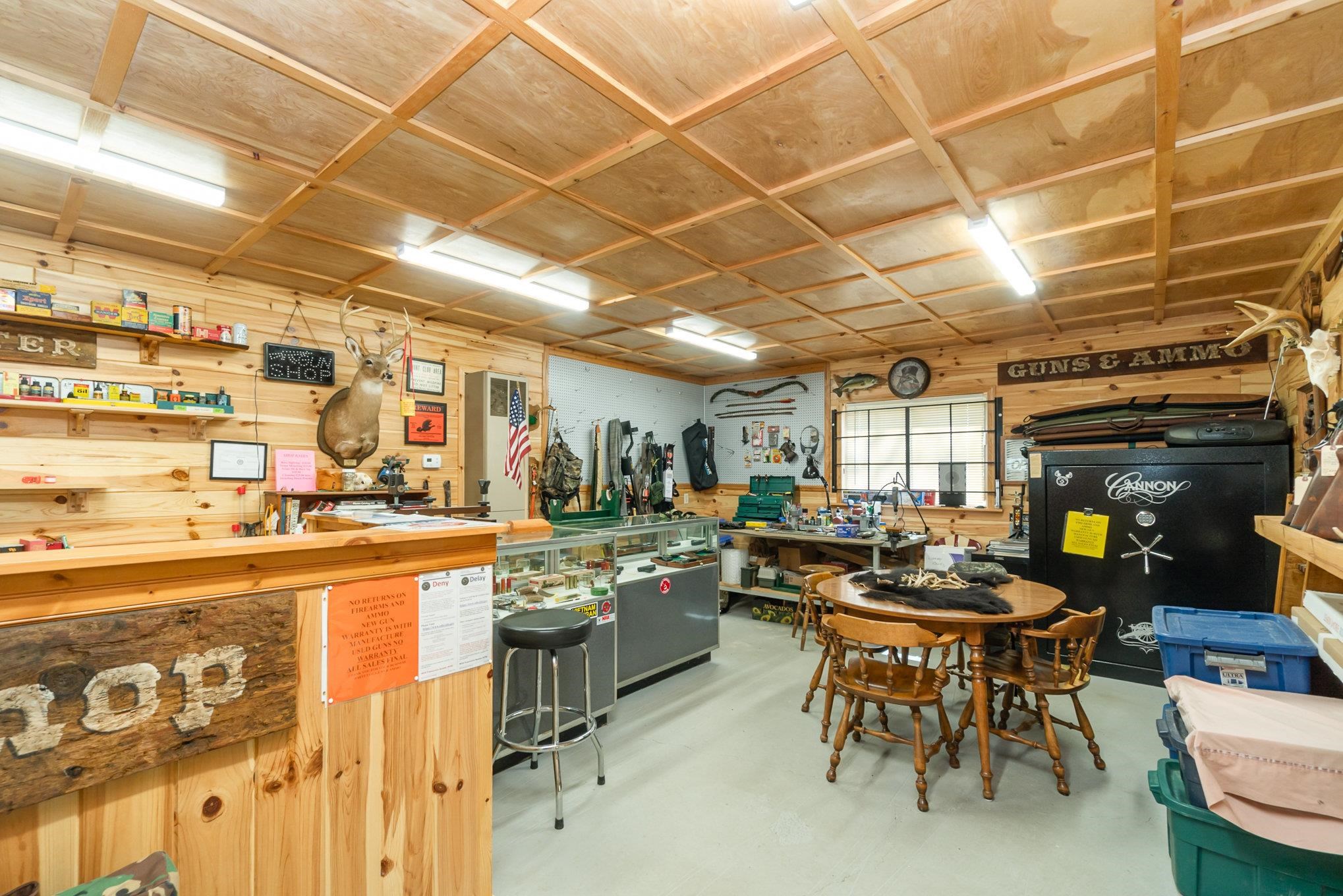 1218 Headquarters Road, Prudenville, MI, 48651