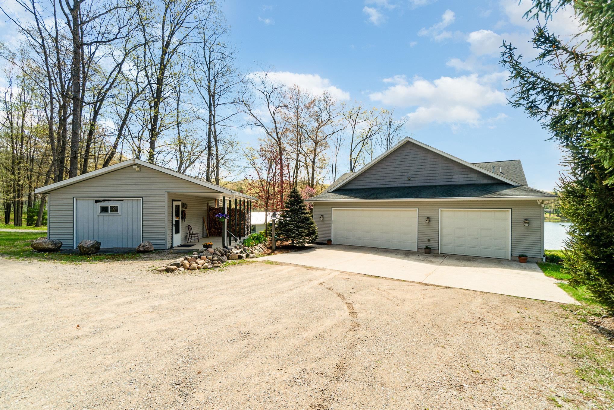 1218 Headquarters Road, Prudenville, MI, 48651