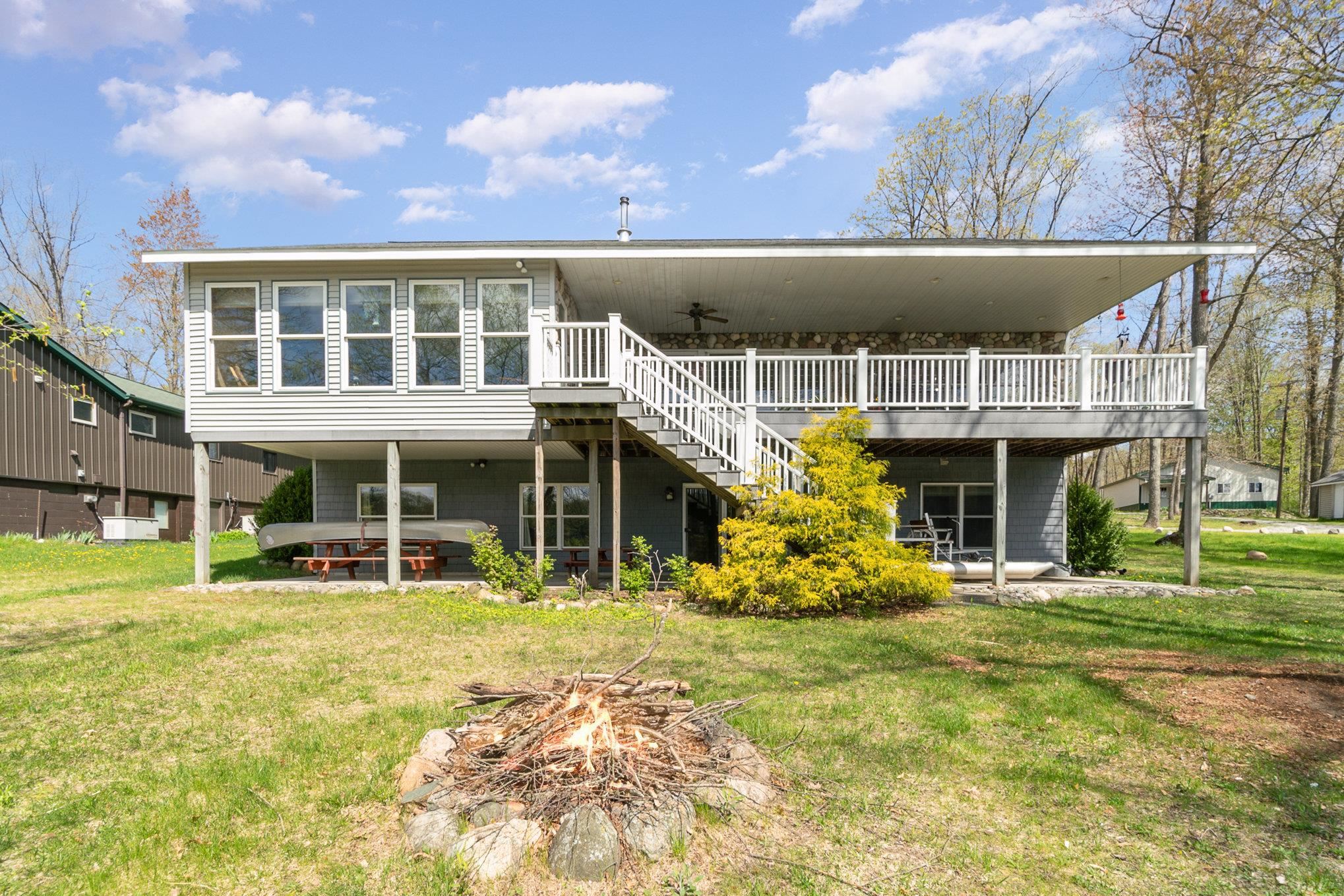 1218 Headquarters Road, Prudenville, MI, 48651