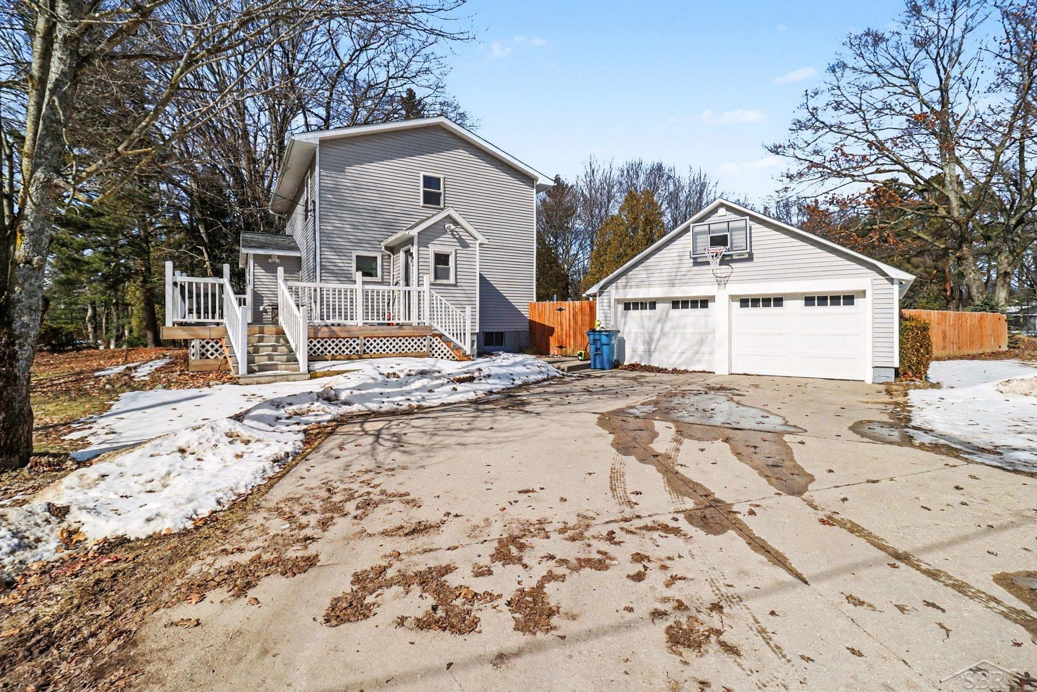 6812 W Decker Road, Ludington, MI, 49431