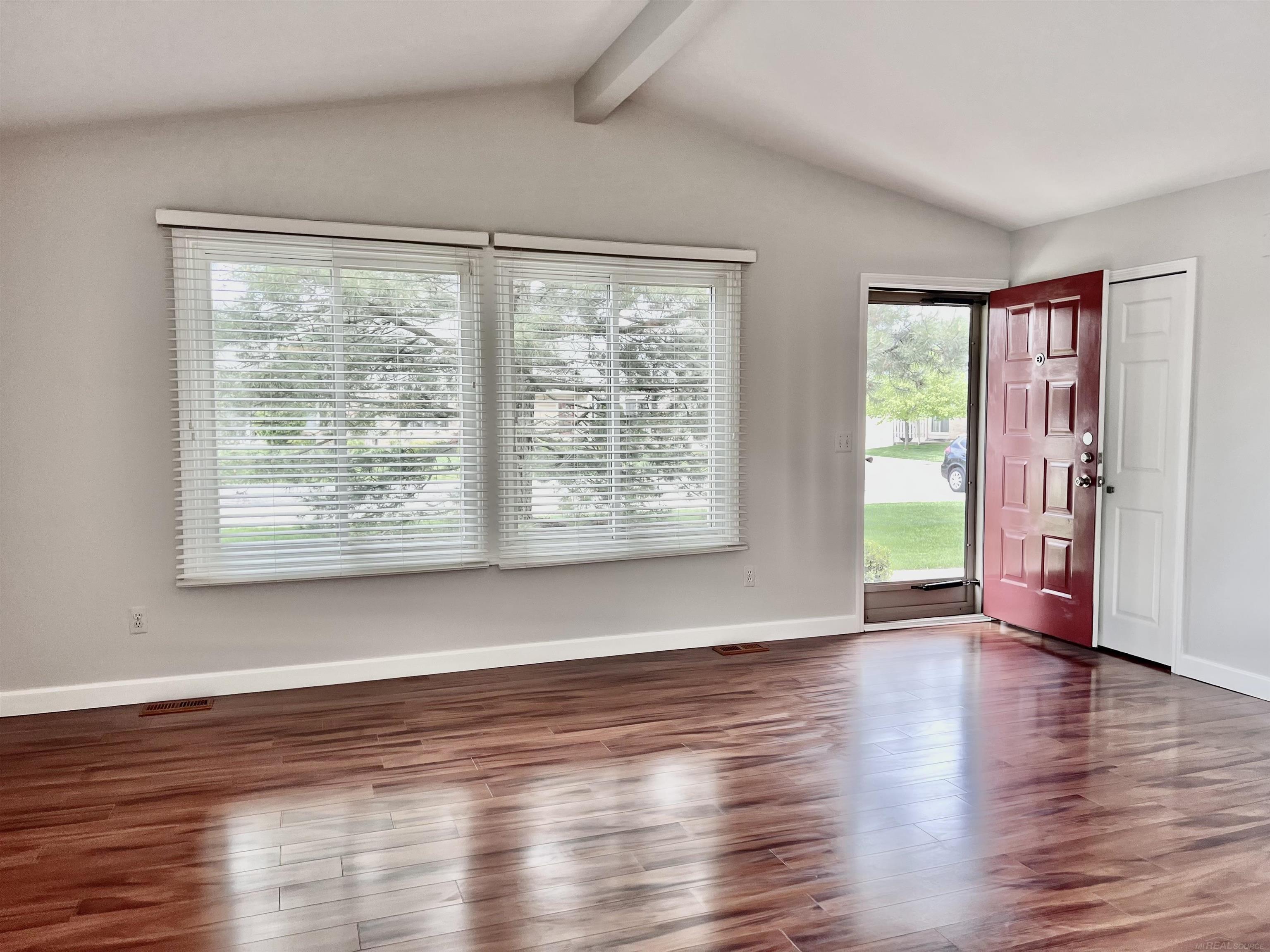 44666 Connecticut Court photo 15