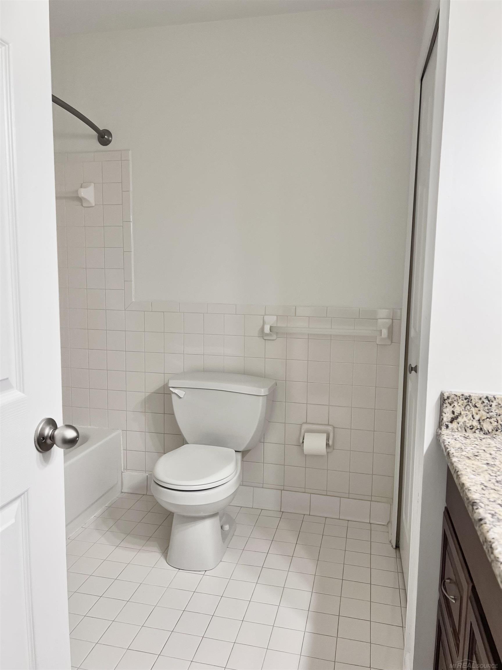 44666 Connecticut Court photo 48