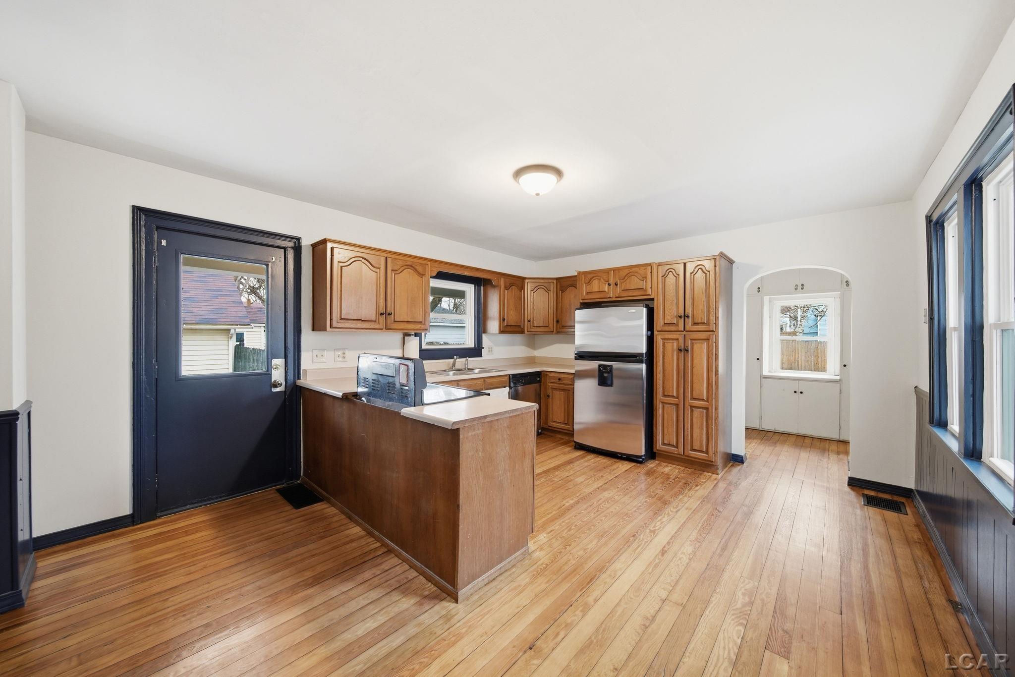 220 Comstock Street, Adrian, MI, 49221