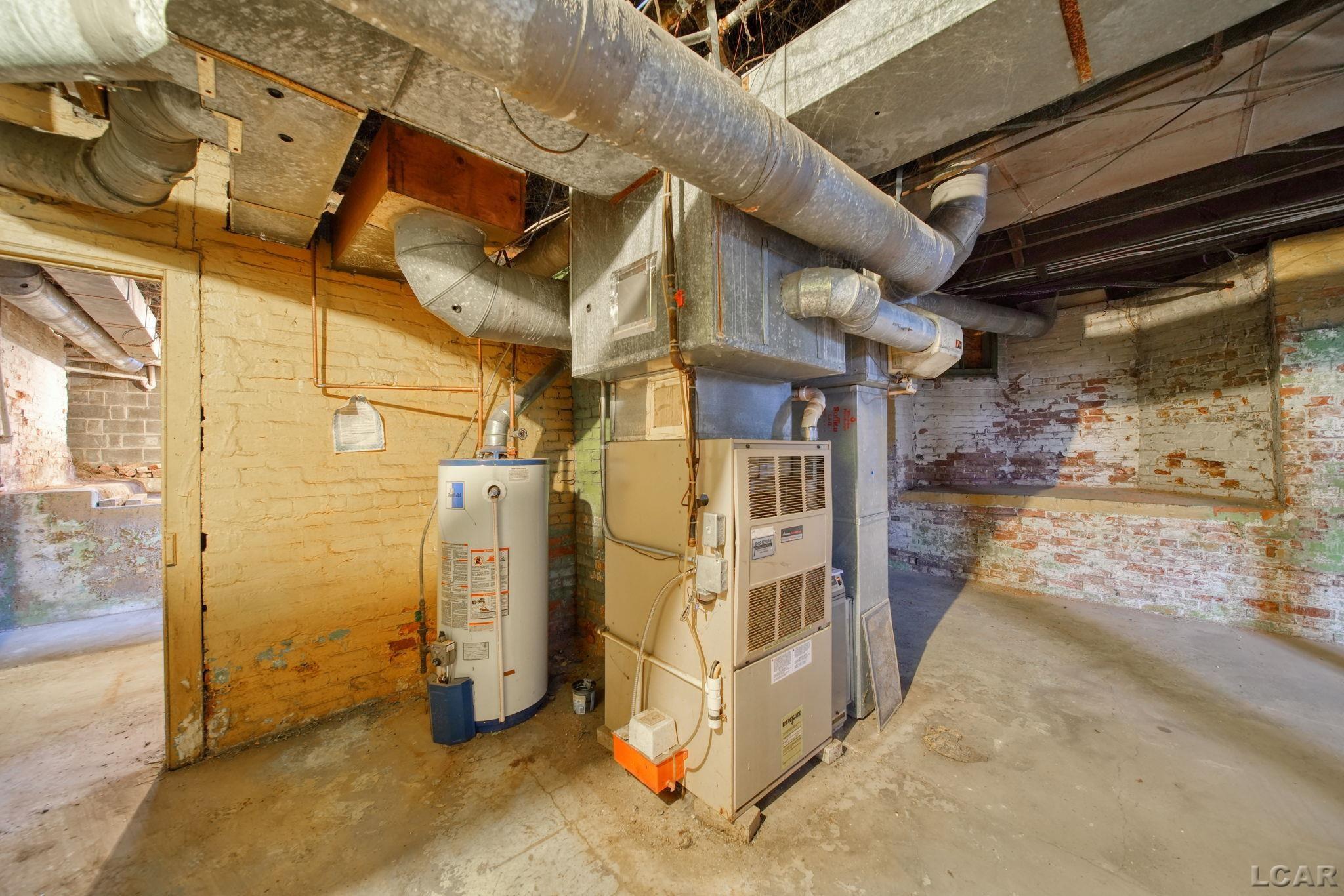 220 Comstock Street, Adrian, MI, 49221