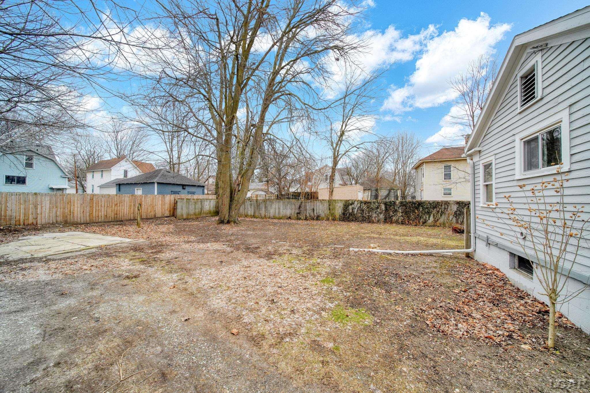 220 Comstock Street, Adrian, MI, 49221