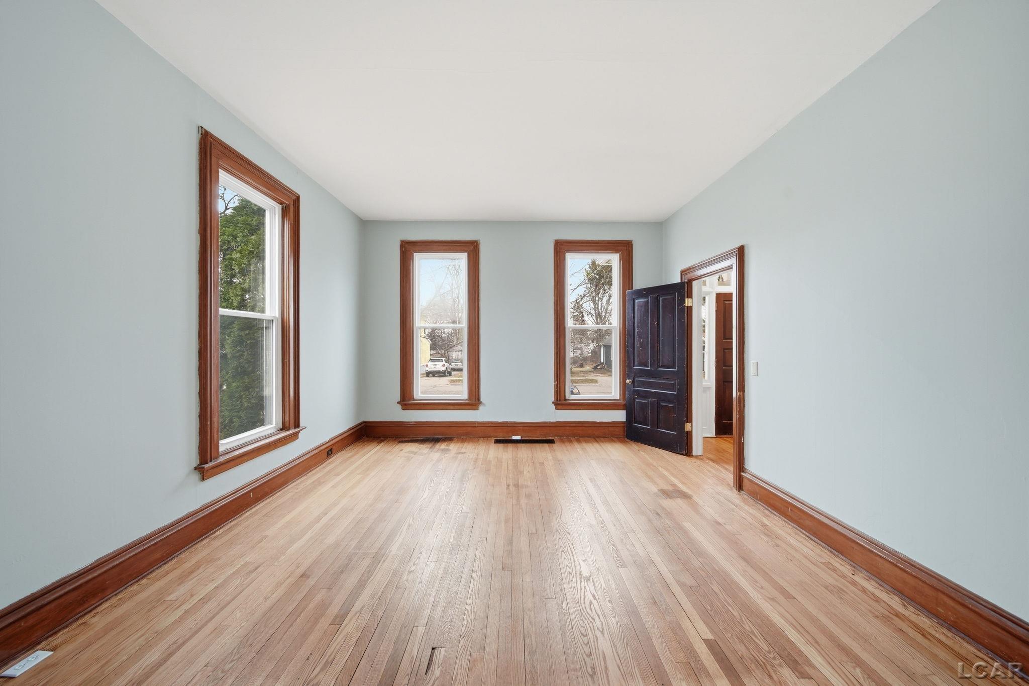 220 Comstock Street, Adrian, MI, 49221