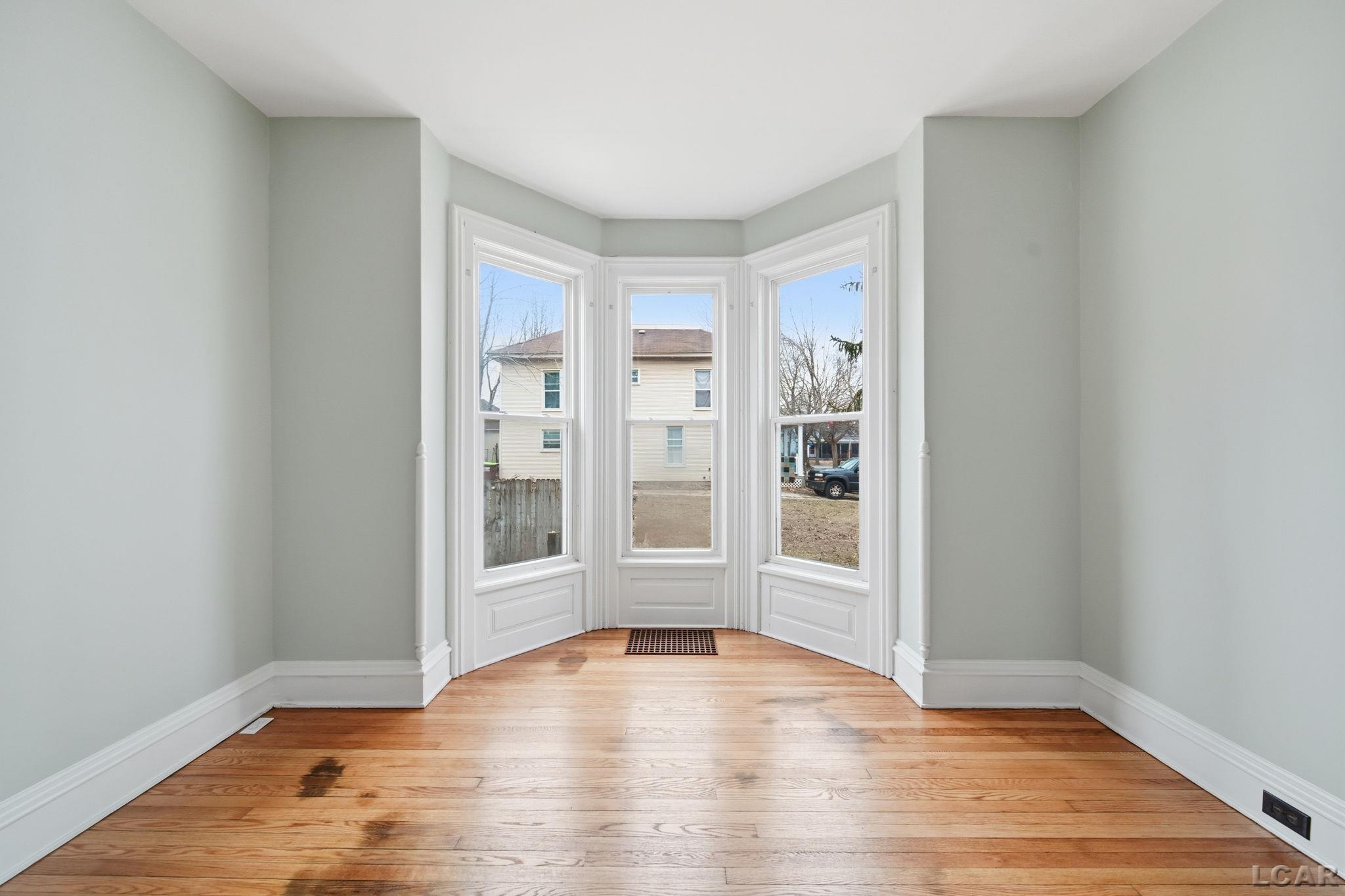 220 Comstock Street, Adrian, MI, 49221