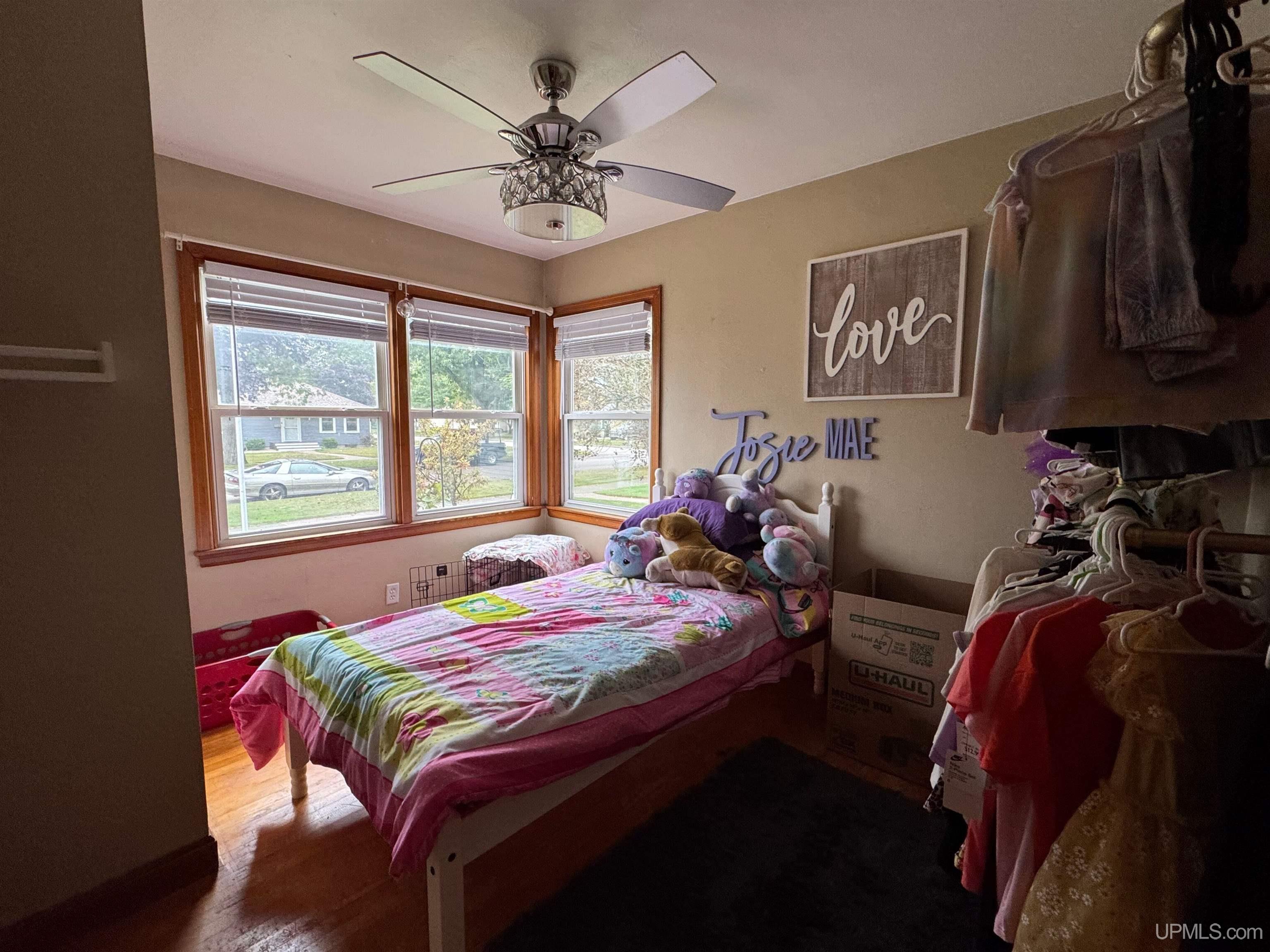 1824 S 9th Avenue, Escanaba, MI, 49829