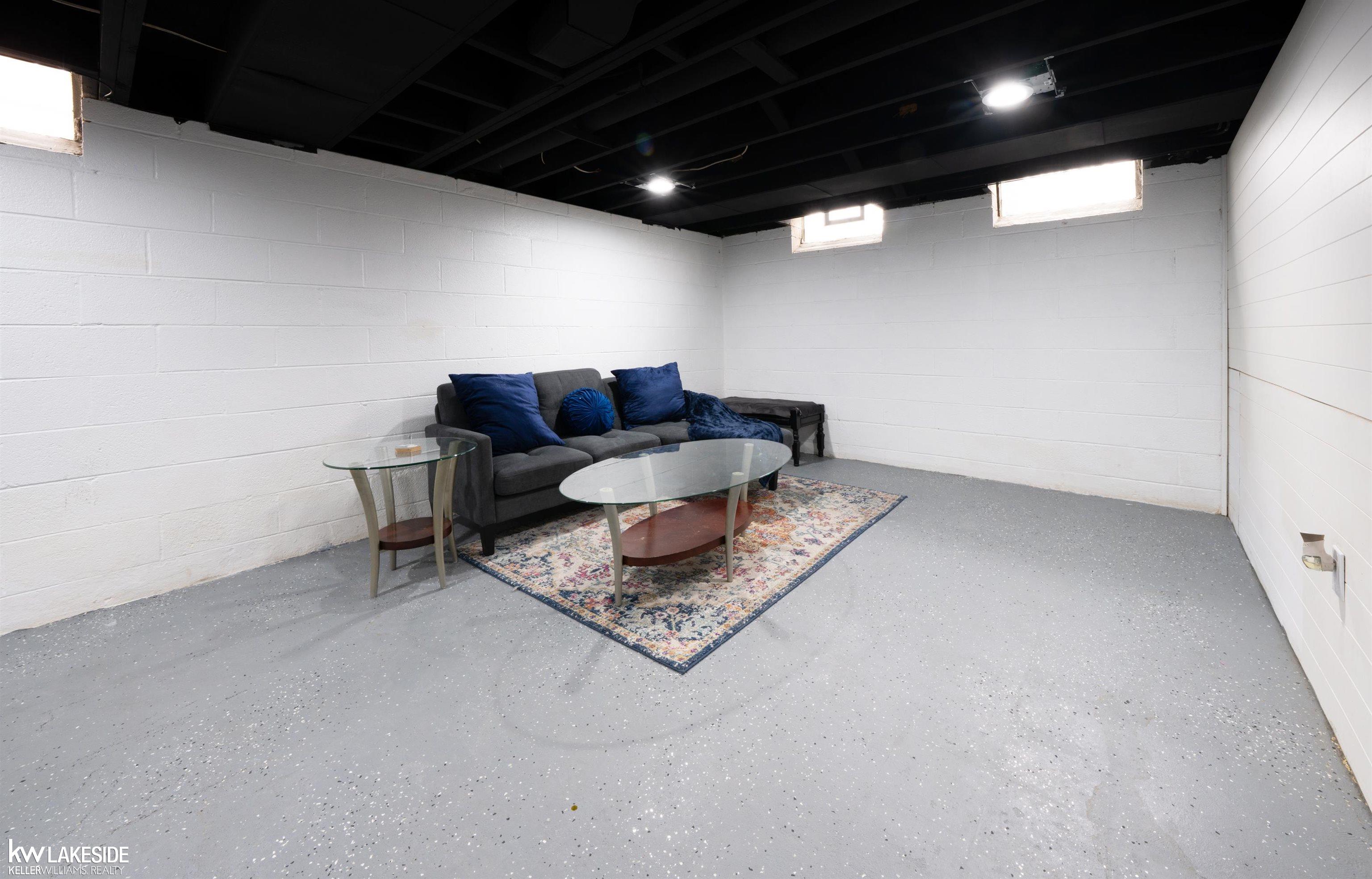 19637 Country Club Drive, Harper Woods, MI, 48225