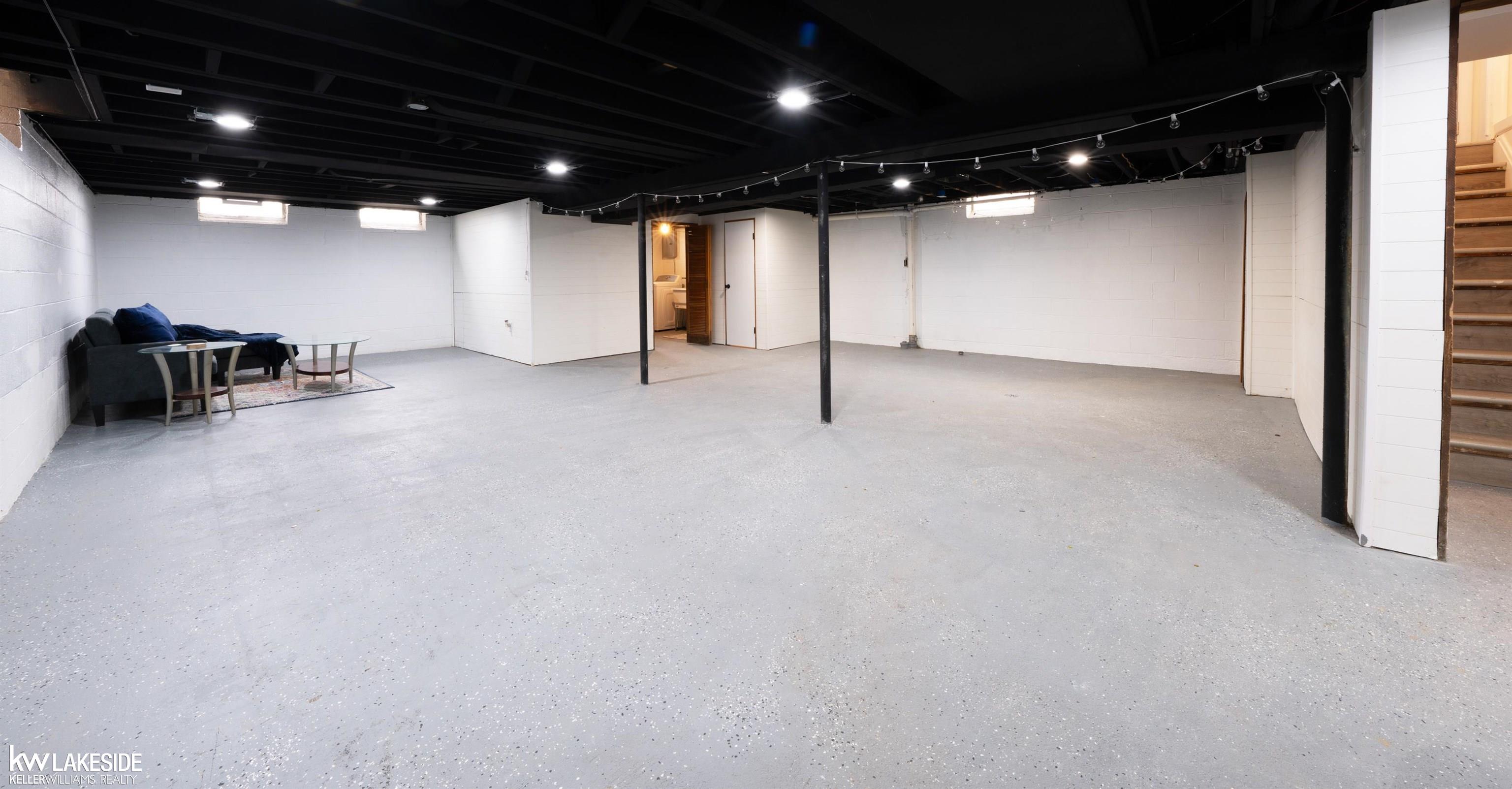 19637 Country Club Drive, Harper Woods, MI, 48225