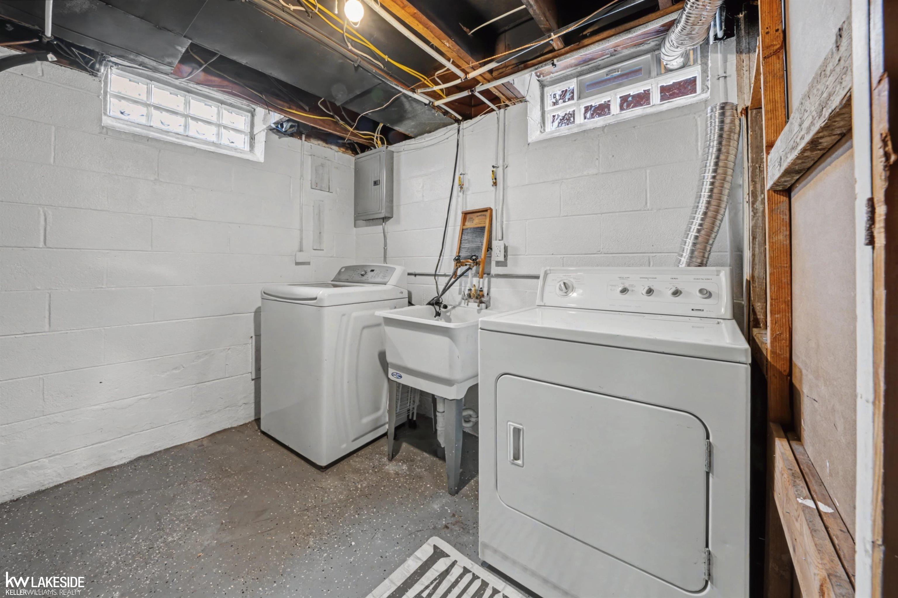 19637 Country Club Drive, Harper Woods, MI, 48225