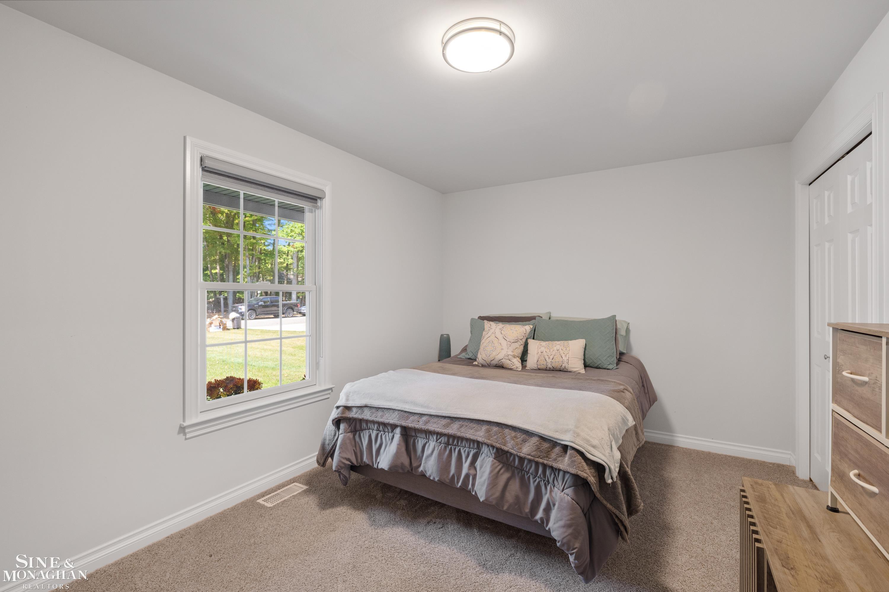 9279 Oakdale Street, Clay, MI, 48001