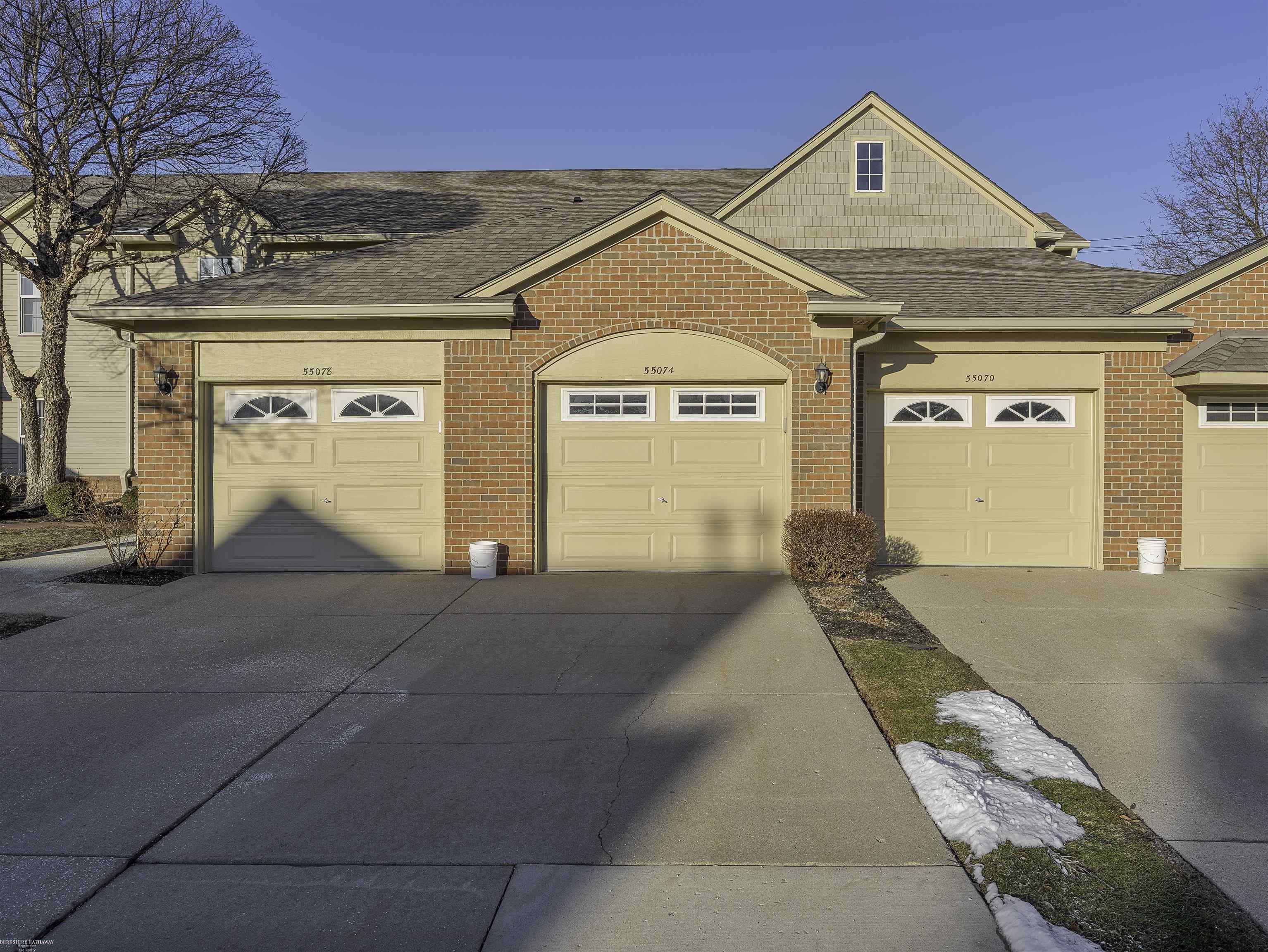 61960 Arlington UNIT&nbsp;3, South Lyon, MI, 48178
