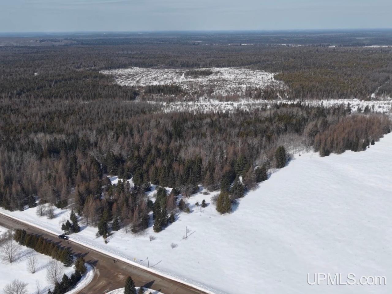 E 80 Acres River Road photo 11