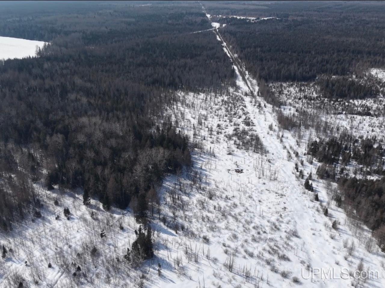 E 80 Acres River Road photo 15