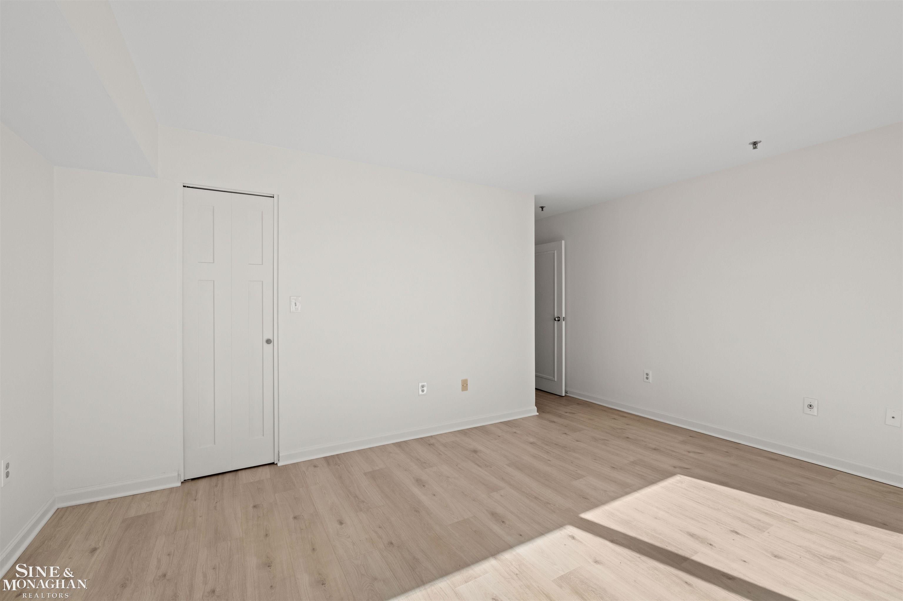 1001 W Jefferson #11e Avenue photo 16
