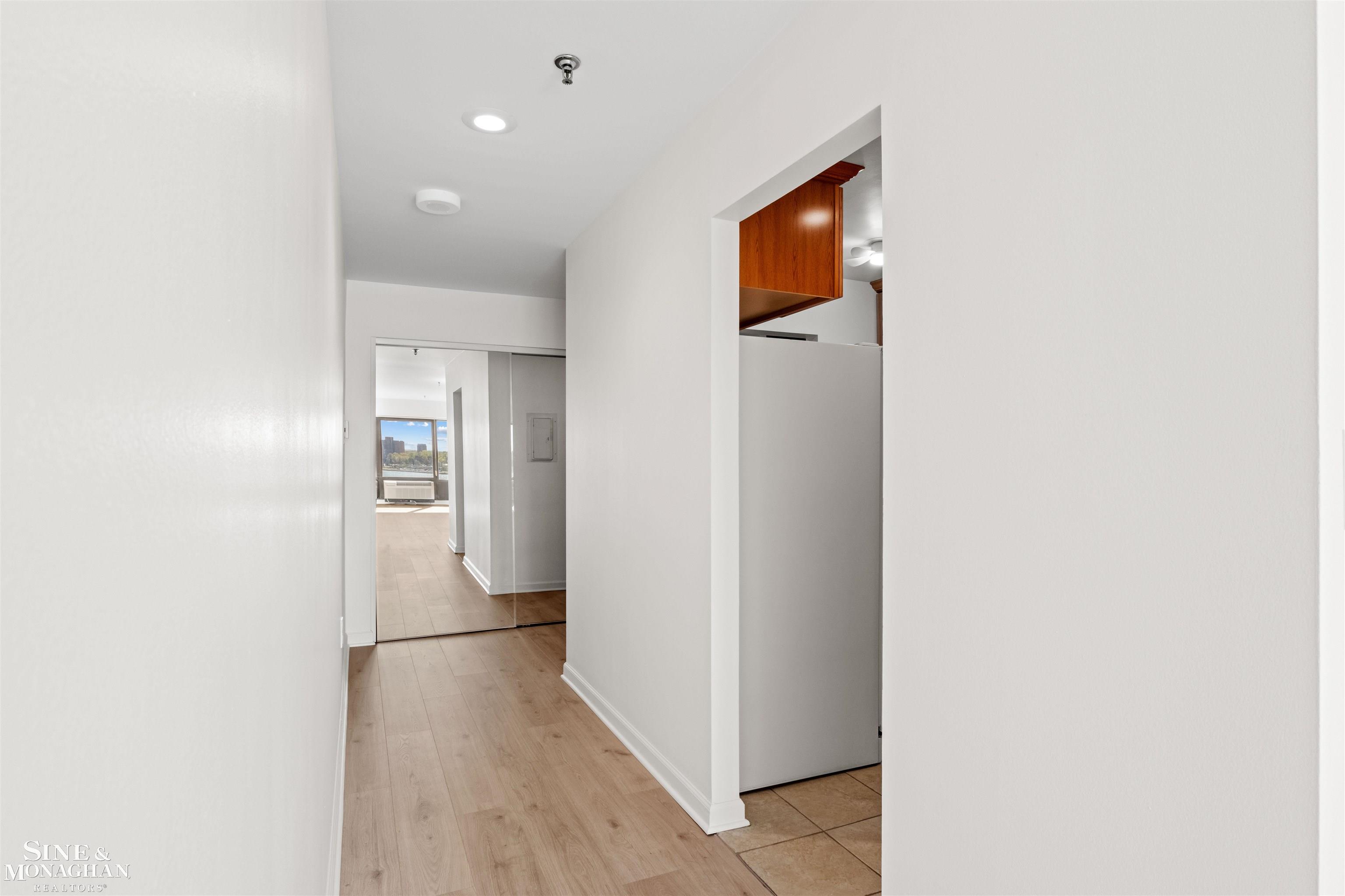 1001 W Jefferson #11e Avenue photo 9